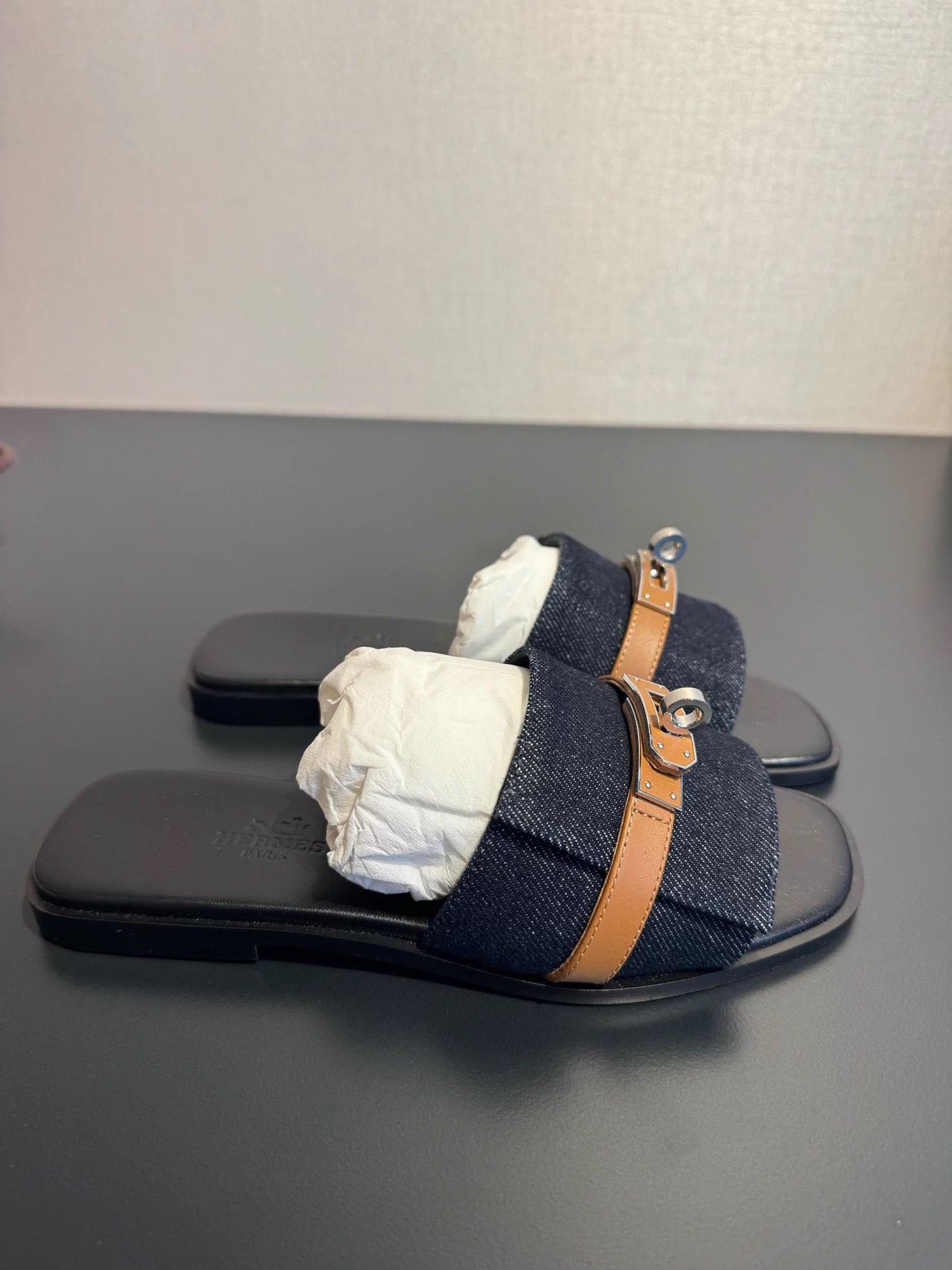 Hermes Hermès Gabriel Kelly Denim Blue Wmns Slippers 35 New Rare Size US 4 / IT 34 - 3 Thumbnail