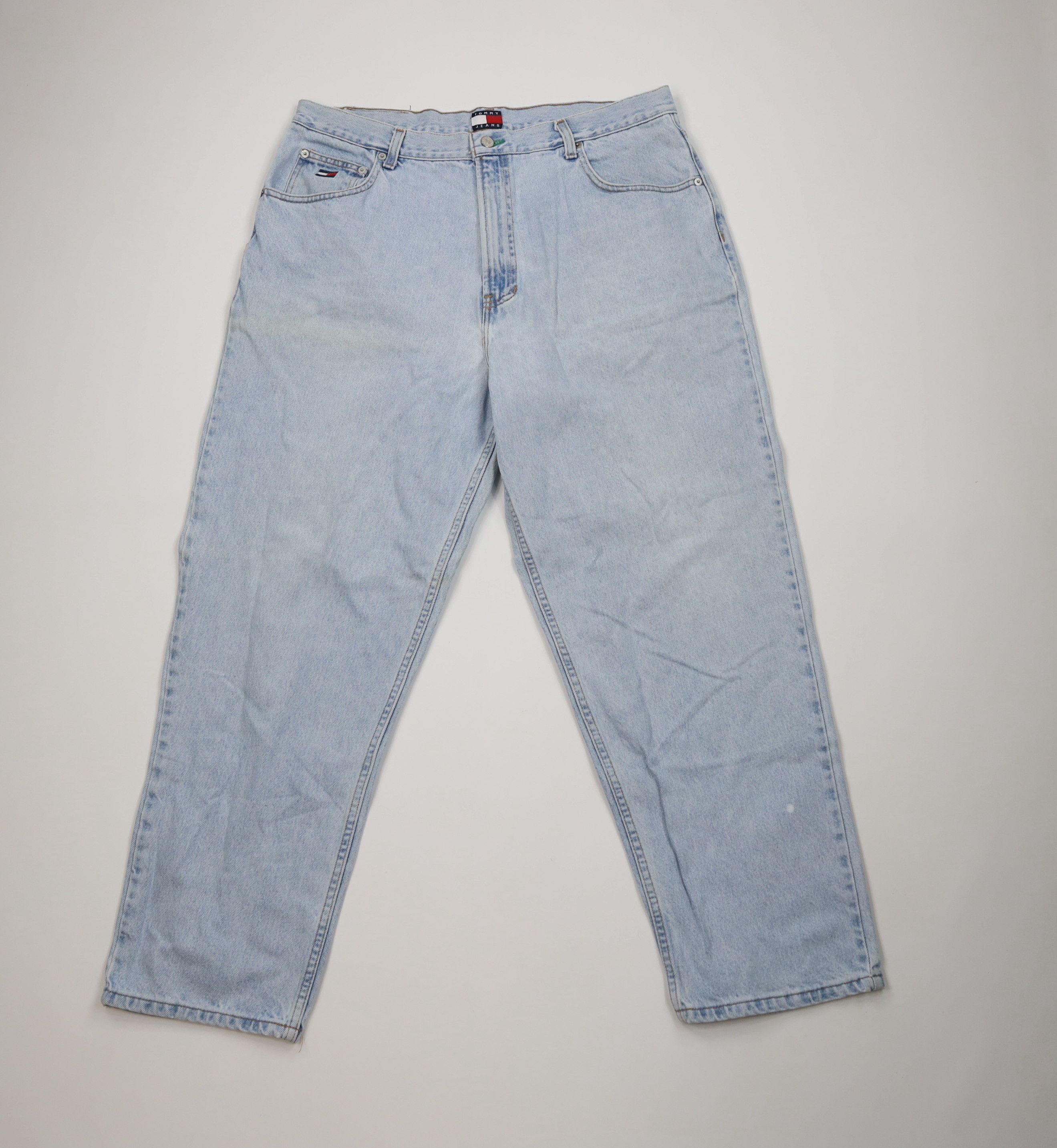 Tommy Hilfiger Vintage 90s Tommy Hilfiger Relaxed Fit Denim Jeans USA Size US 38 / EU 54 - 1 Thumbnail