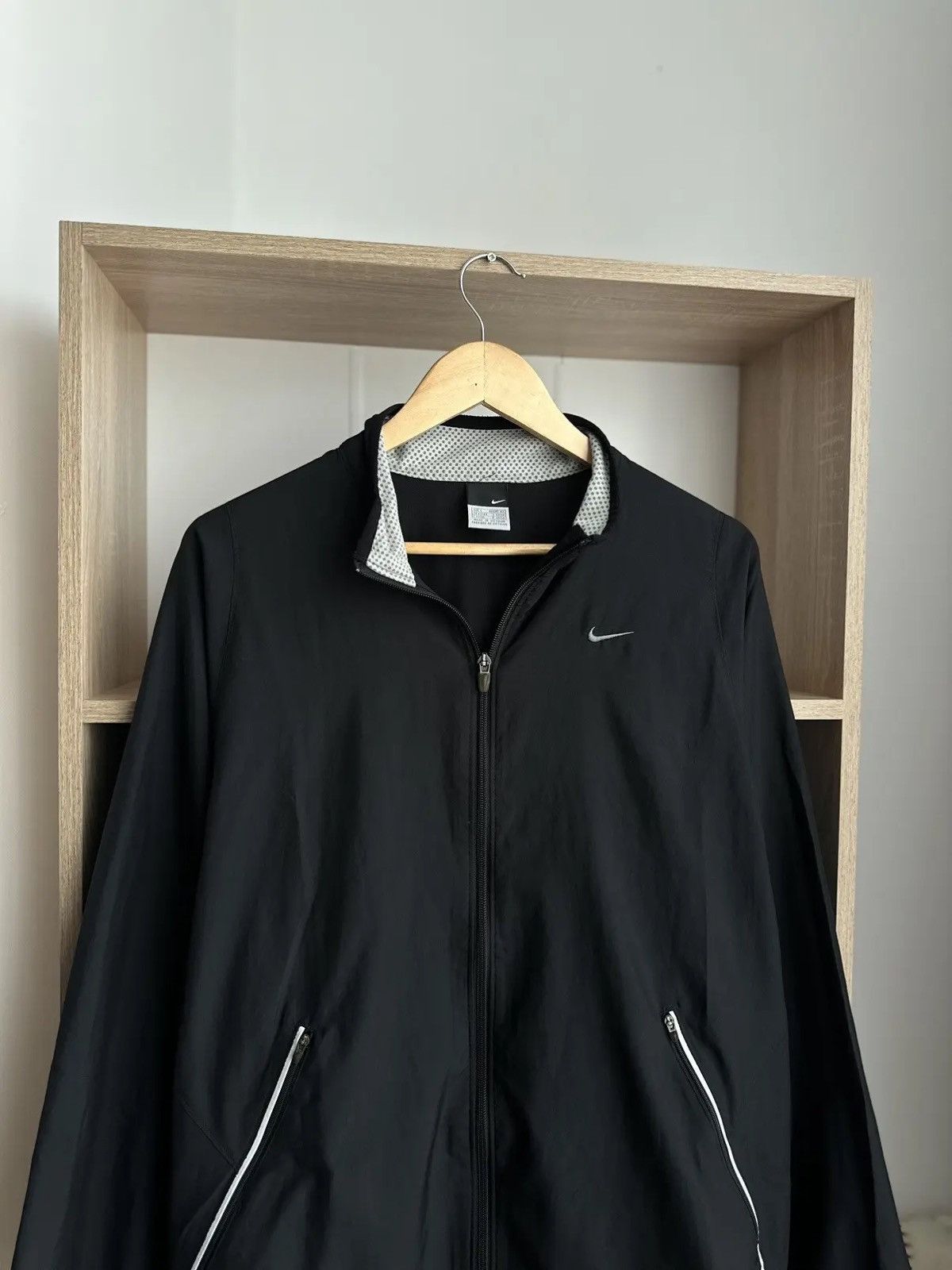 Nike × Nike ACG × Vintage Vintage Nike Black Big Logo Full Zip Light Jacket Size US L / EU 52-54 / 3 - 5 Thumbnail