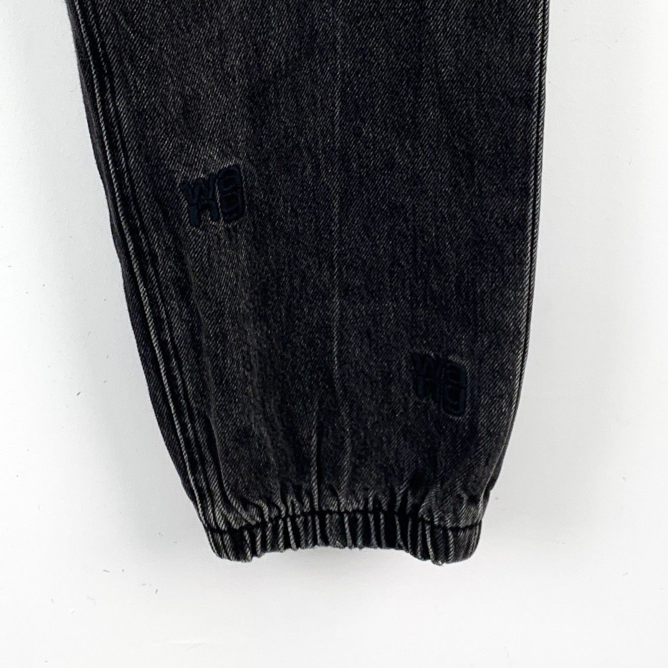 Alexander Wang Alexander Wang Black & Grey Cuffed Denim Pants K26WX Size 27" / US 4 / IT 40 - 4 Thumbnail