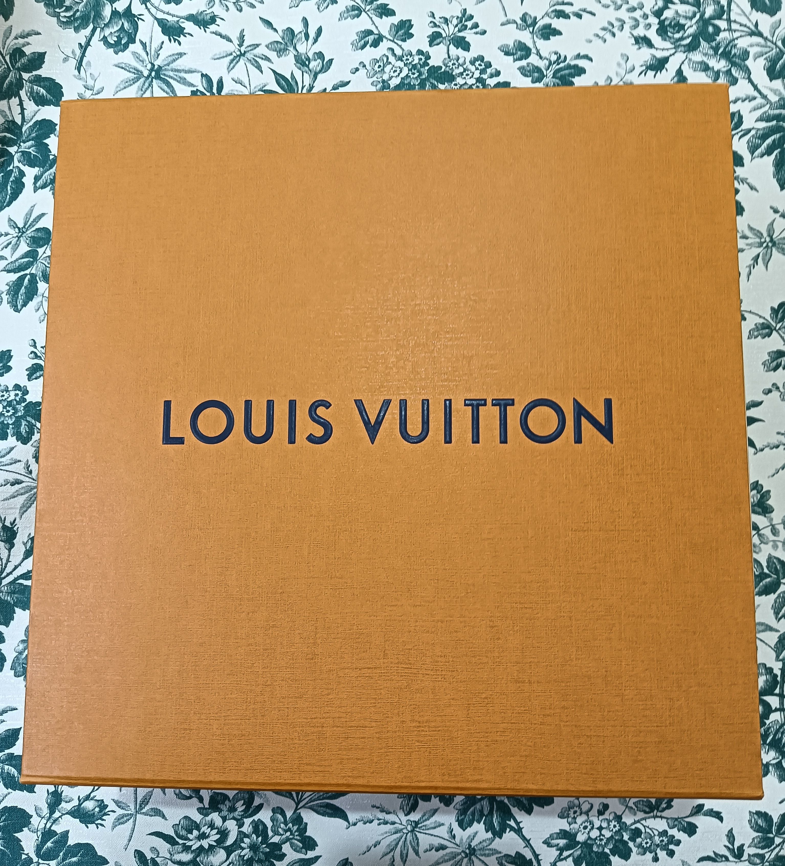 Louis Vuitton × Takashi Murakami East-West Mini Capucines Size ONE SIZE - 11 Thumbnail