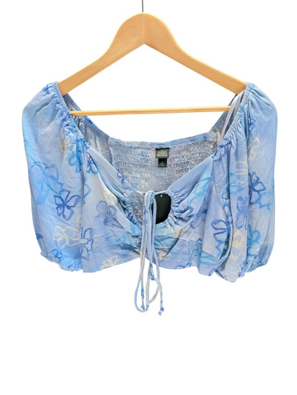 Other NWT Wild Fable Blue Floral Smocked Crop Top M Puff Sleeves Size M / US 6-8 / IT 42-44 - 1 Thumbnail