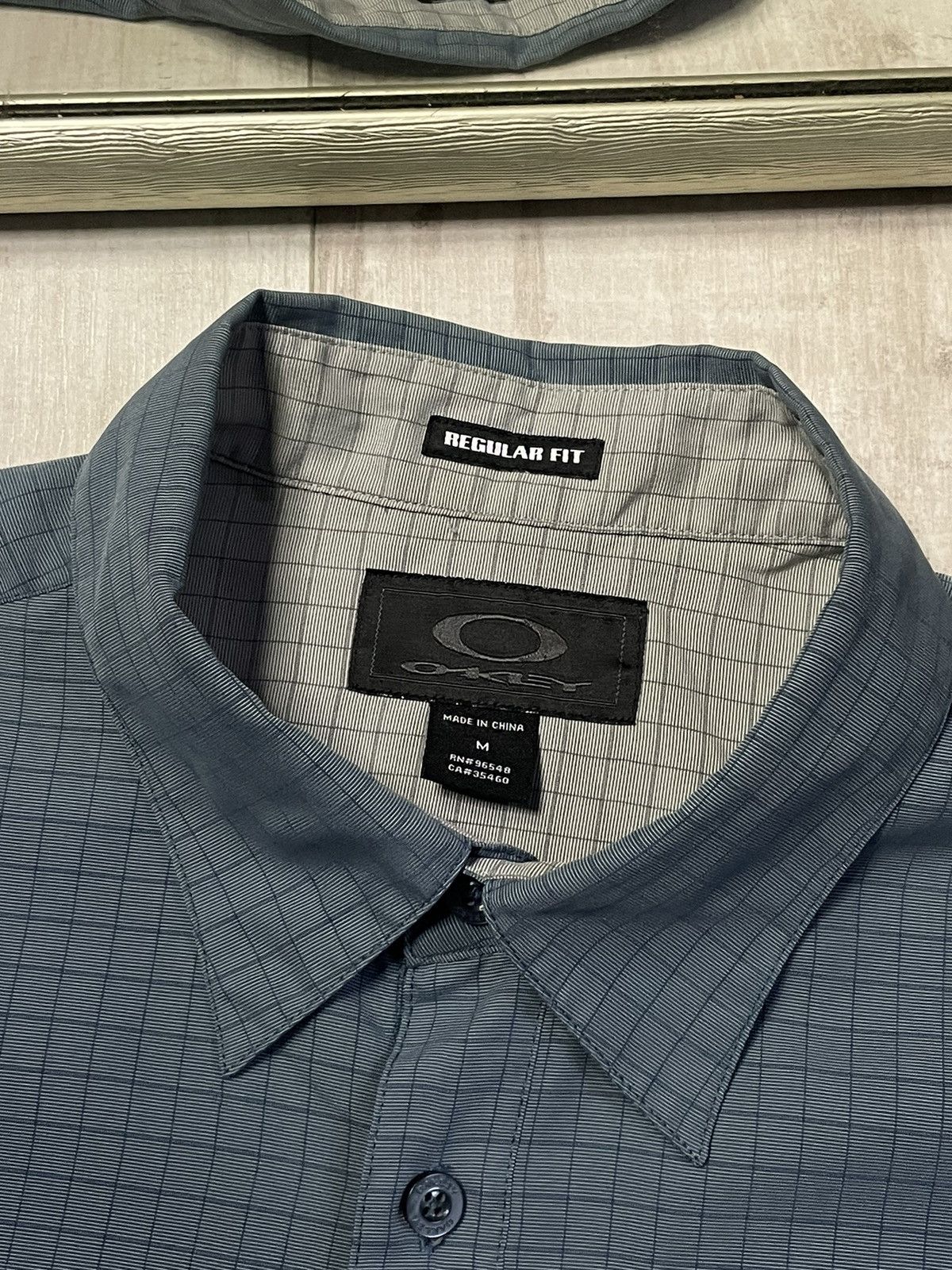 Oakley Vintage Oakley 00’s Shirt Button Up Short Metal Logo RARE Size US M / EU 48-50 / 2 - 5 Thumbnail