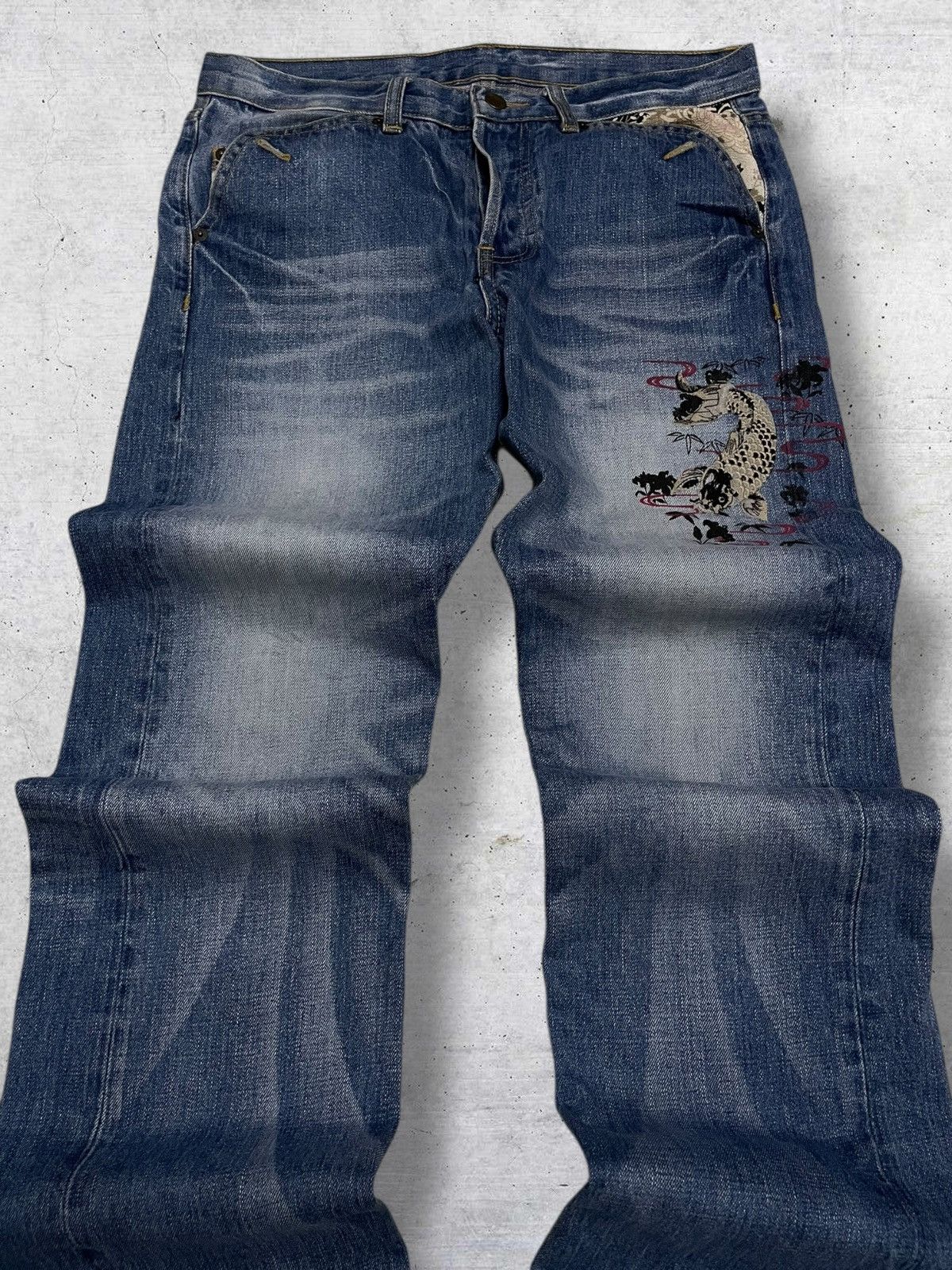 Takeo Kikuchi VINTAGE TAKEO KIKUCHI ARCHIVE CLASSIC KOI CRAFTED DENIM Size US 32 / EU 48 - 4 Thumbnail