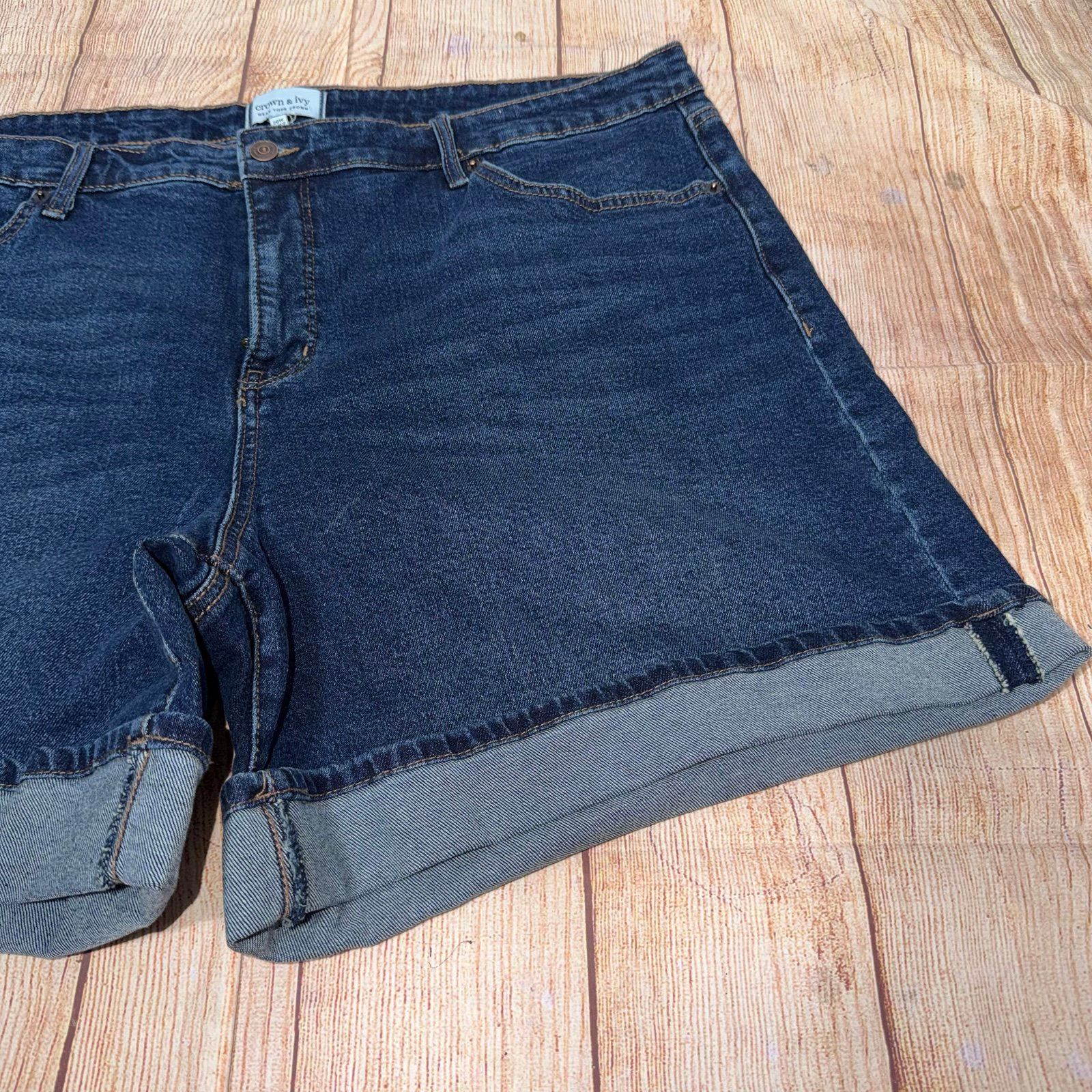 Other Crown & Ivy Women’s Size 20 Denim Shorts Size 42" / US 20 - 3 Thumbnail