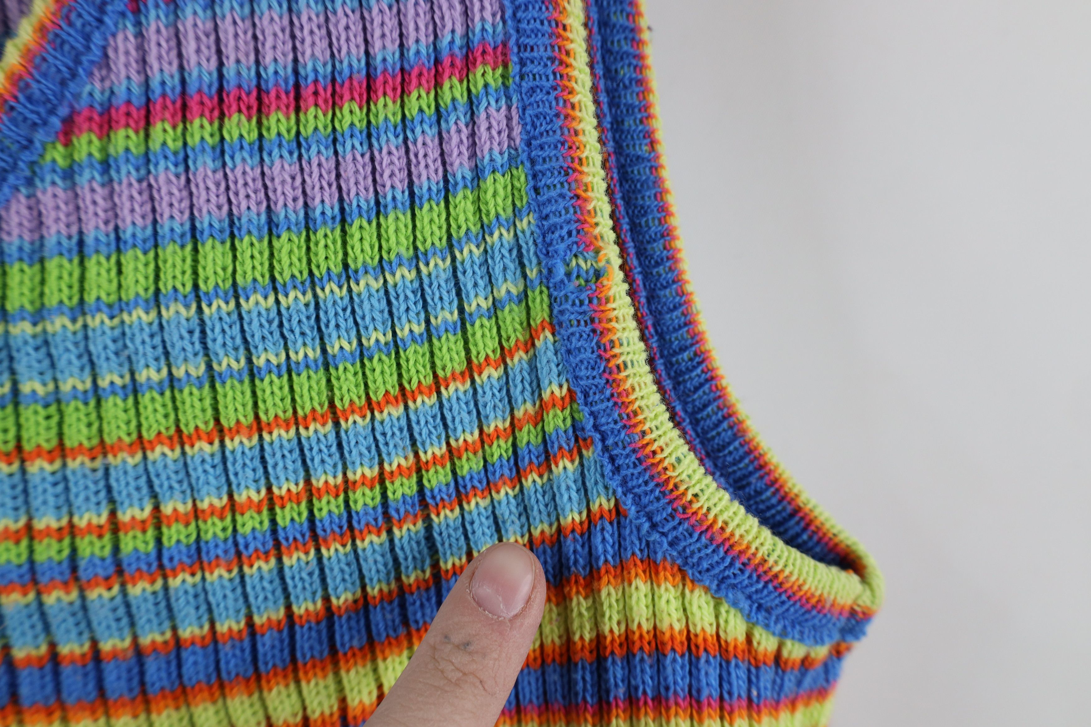 Vintage Vintage 90s Streetwear Striped Ribbed Knit Tank Top USA Size L / US 10 / IT 46 - 4 Thumbnail