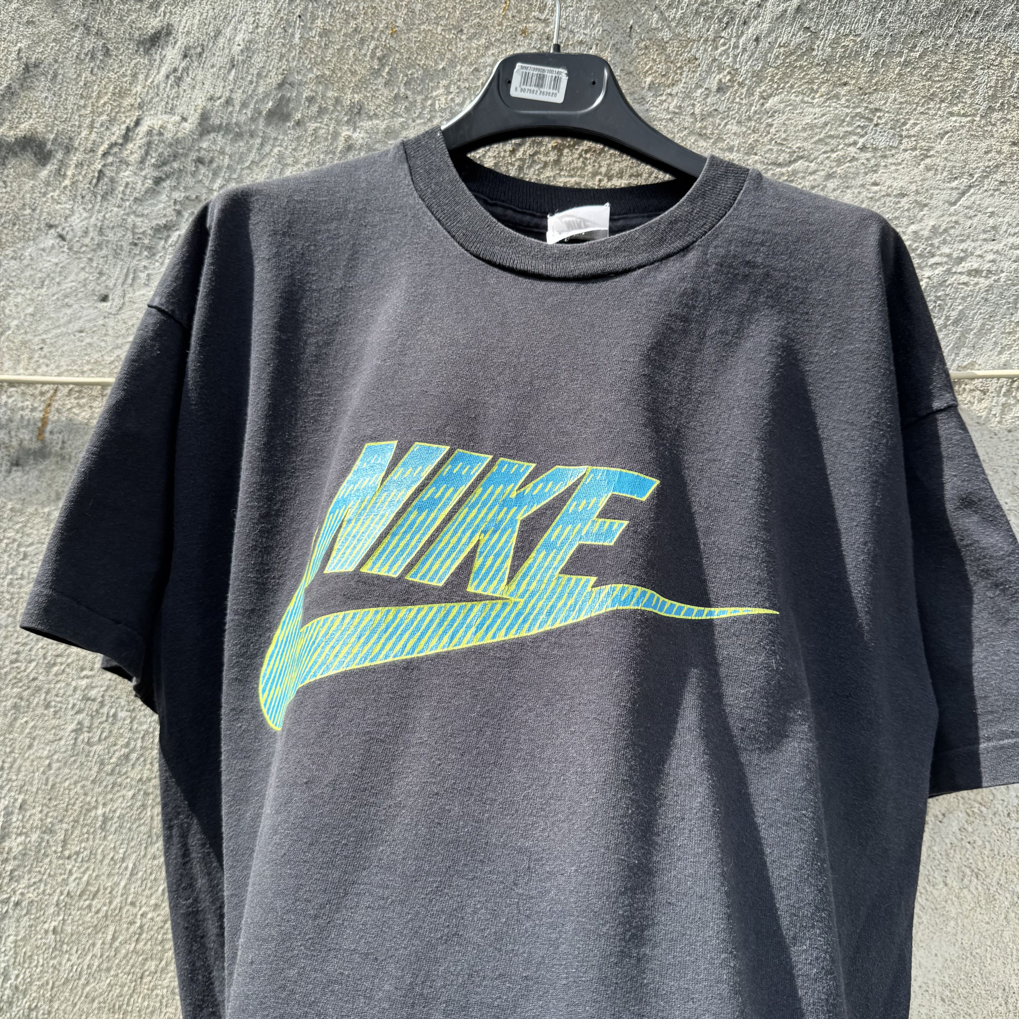 Nike 90s Nike Silver tag era black single stitch logo washed tee Size US M / EU 48-50 / 2 - 5 Thumbnail