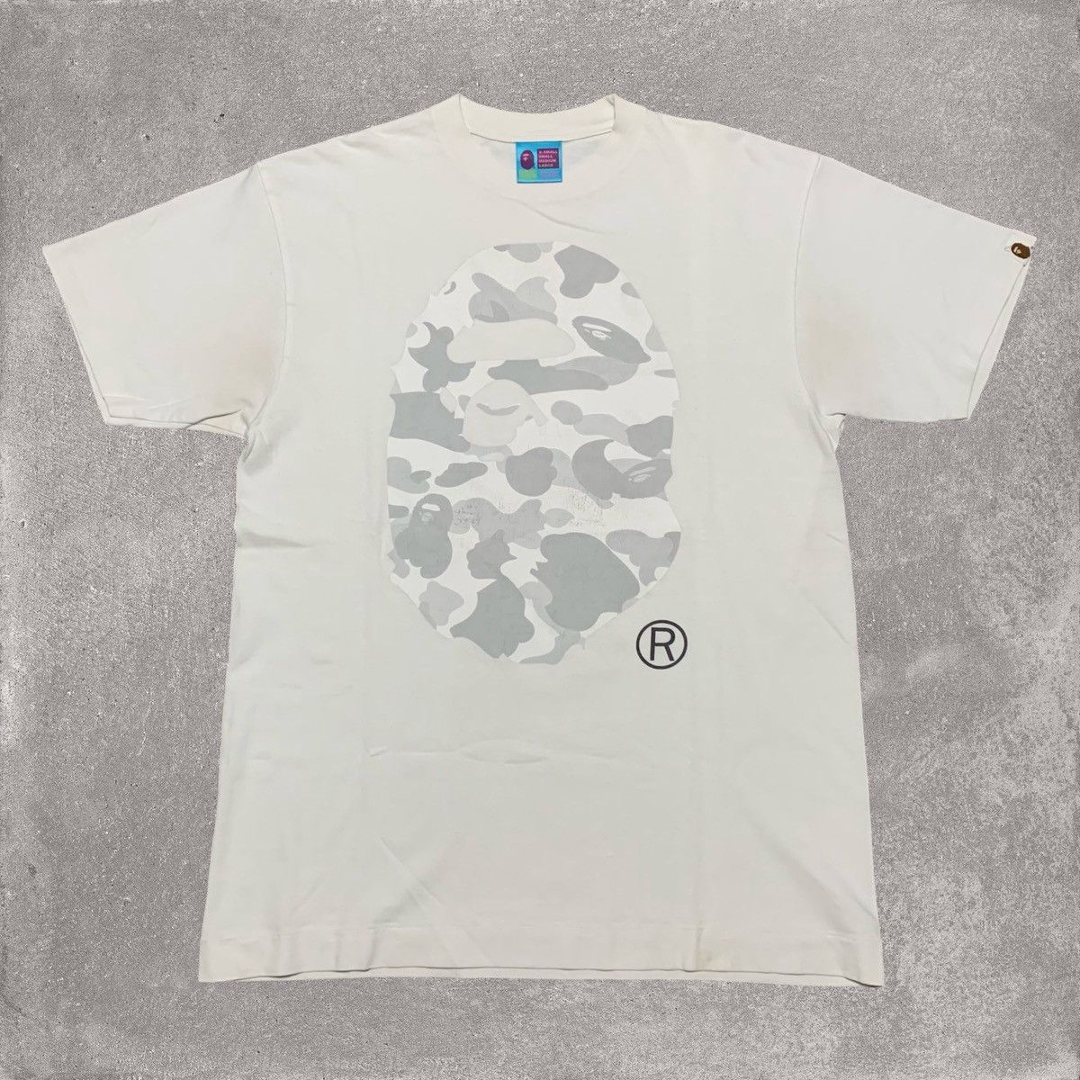 Bape Bape Large Big Ape Head Camo White Tee A Bathing Ape Vintage Size US L / EU 52-54 / 3 - 1 Thumbnail