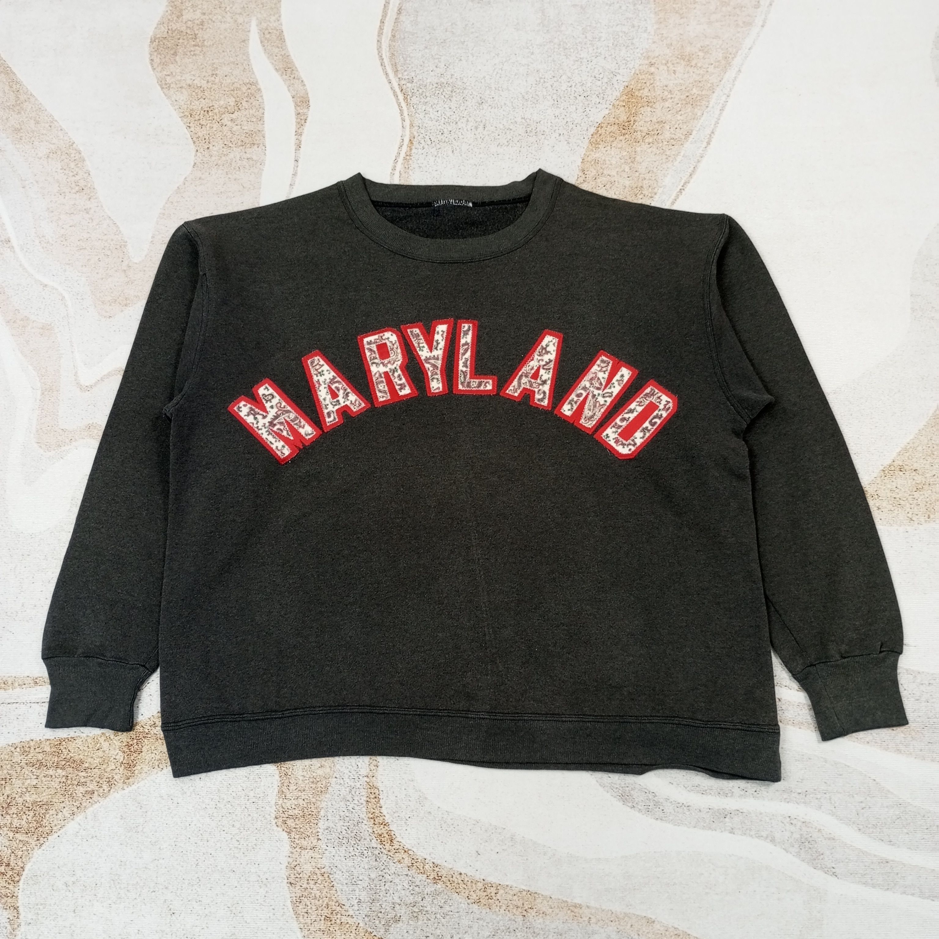 Vintage Maryland Streetwear Sweatshirt c236n12 Size US L / EU 52-54 / 3 - 1 Thumbnail