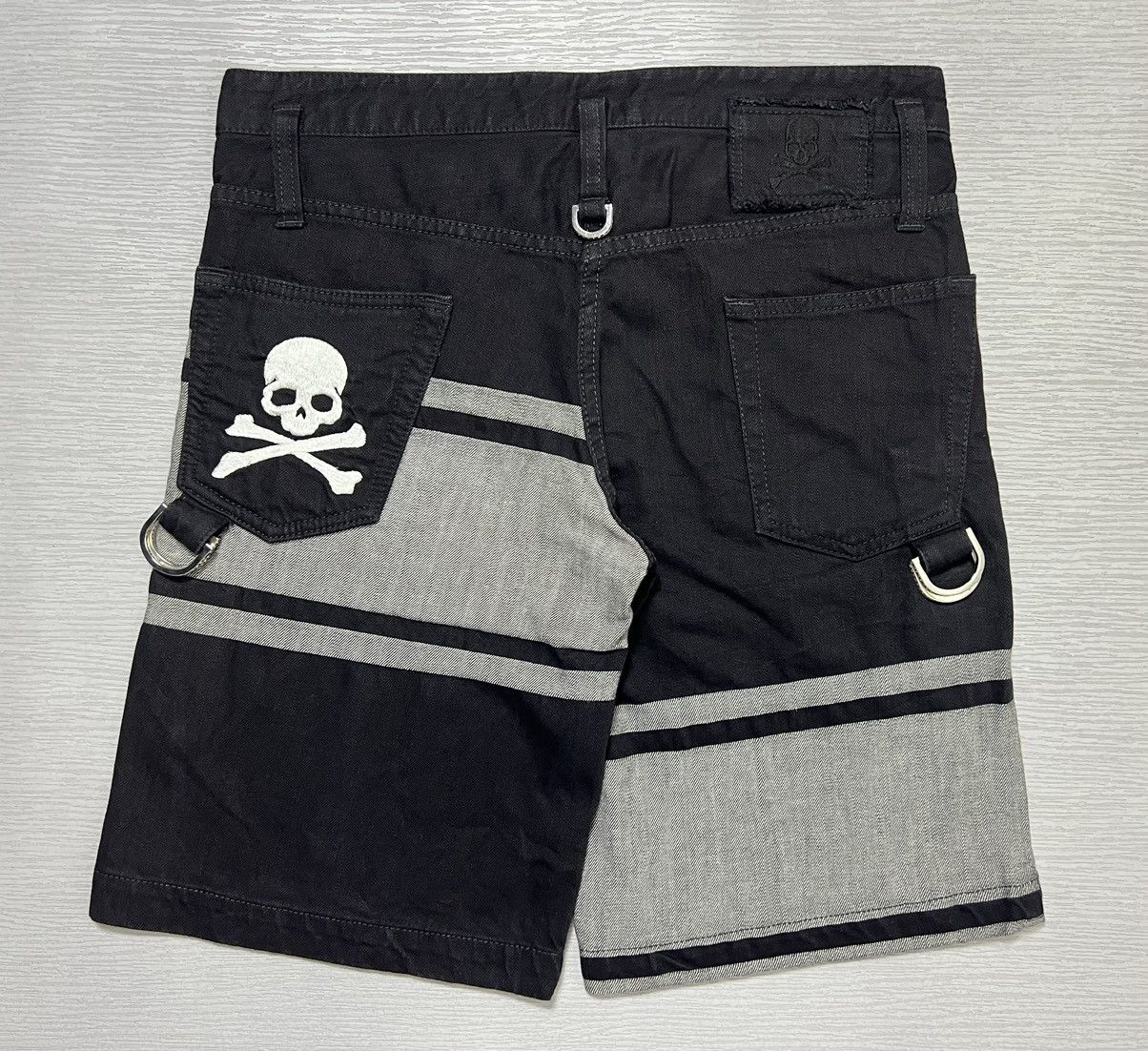 Mastermind Japan Mastermind Japan - Skull Logo Denim Shorts Size US 30 / EU 46 - 2 Thumbnail