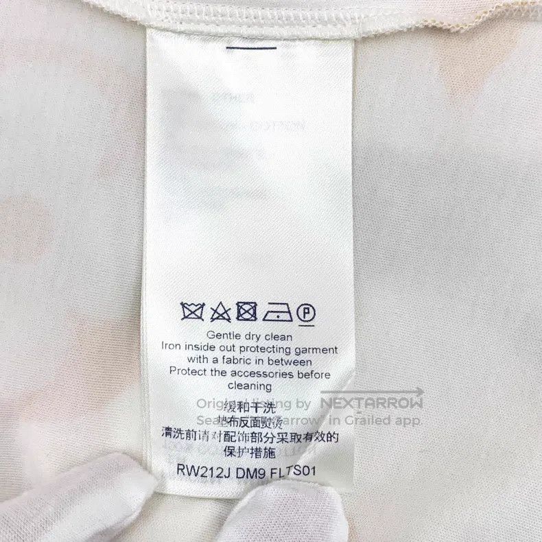 Louis Vuitton Louis Vuitton Beige logo print cotton crewneck lace sleeve Size S / US 4 / IT 40 - 6 Thumbnail