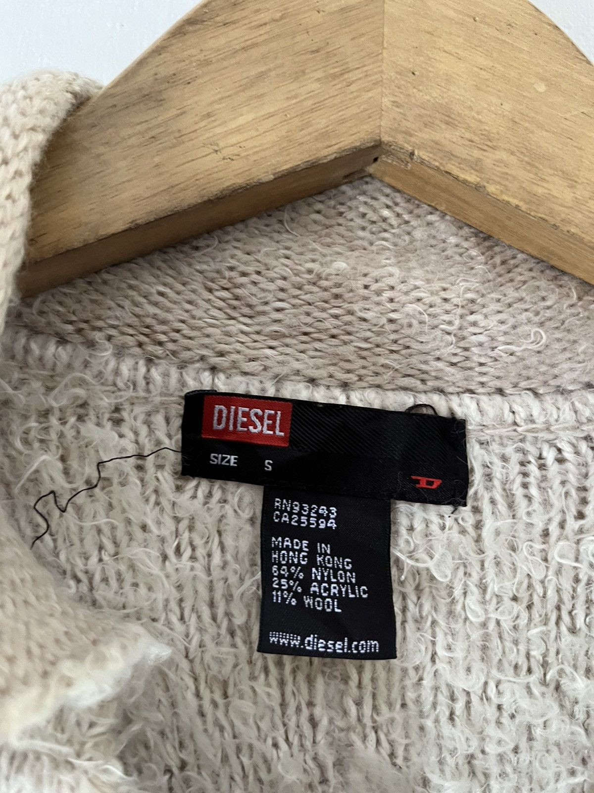 Diesel 2000s diesel cashmere fuzzy flare knit Size US S / EU 44-46 / 1 - 7 Thumbnail