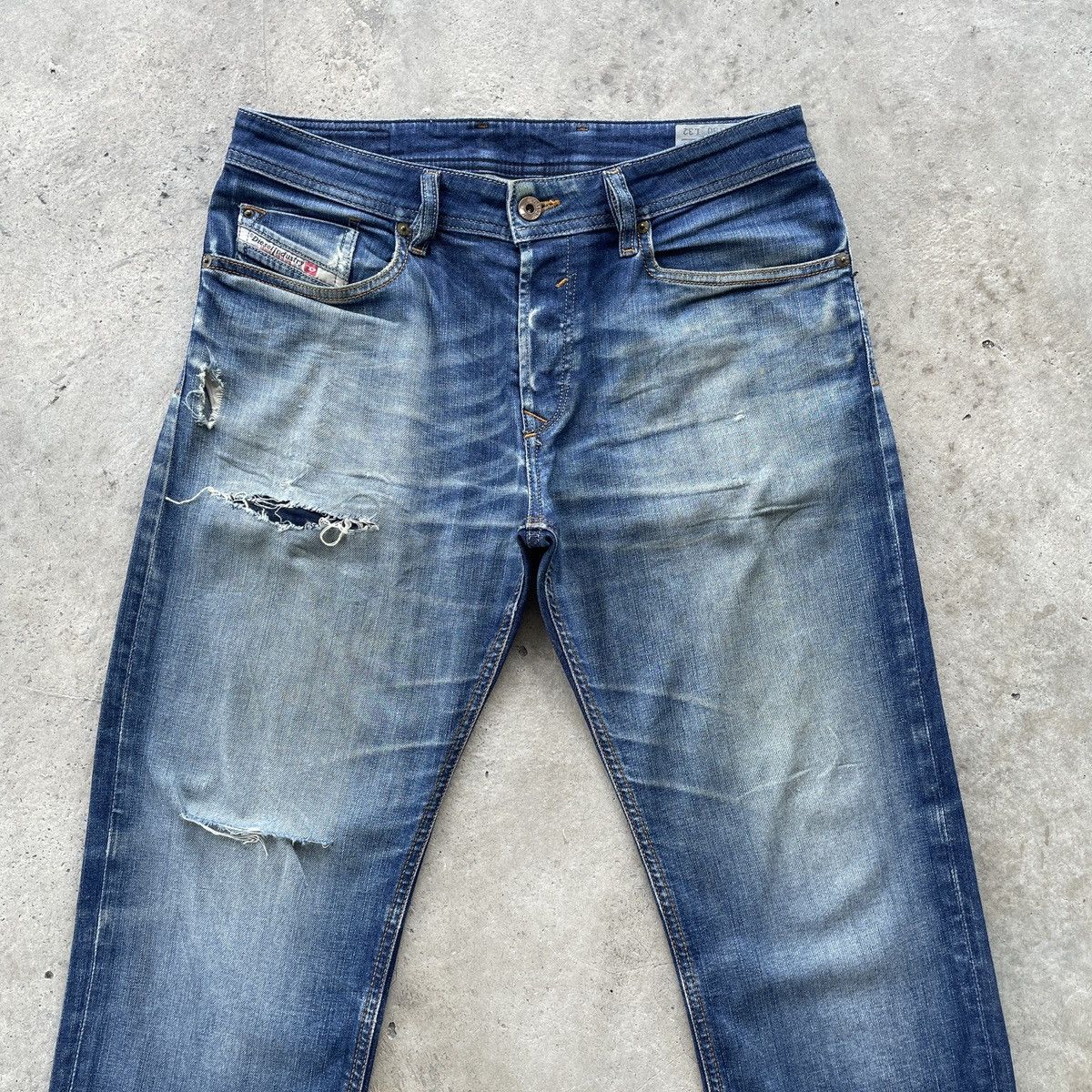 Diesel Vintage Diesel Industry Distressed Jeans Denim Faded Pants Size US 32 / EU 48 - 3 Thumbnail