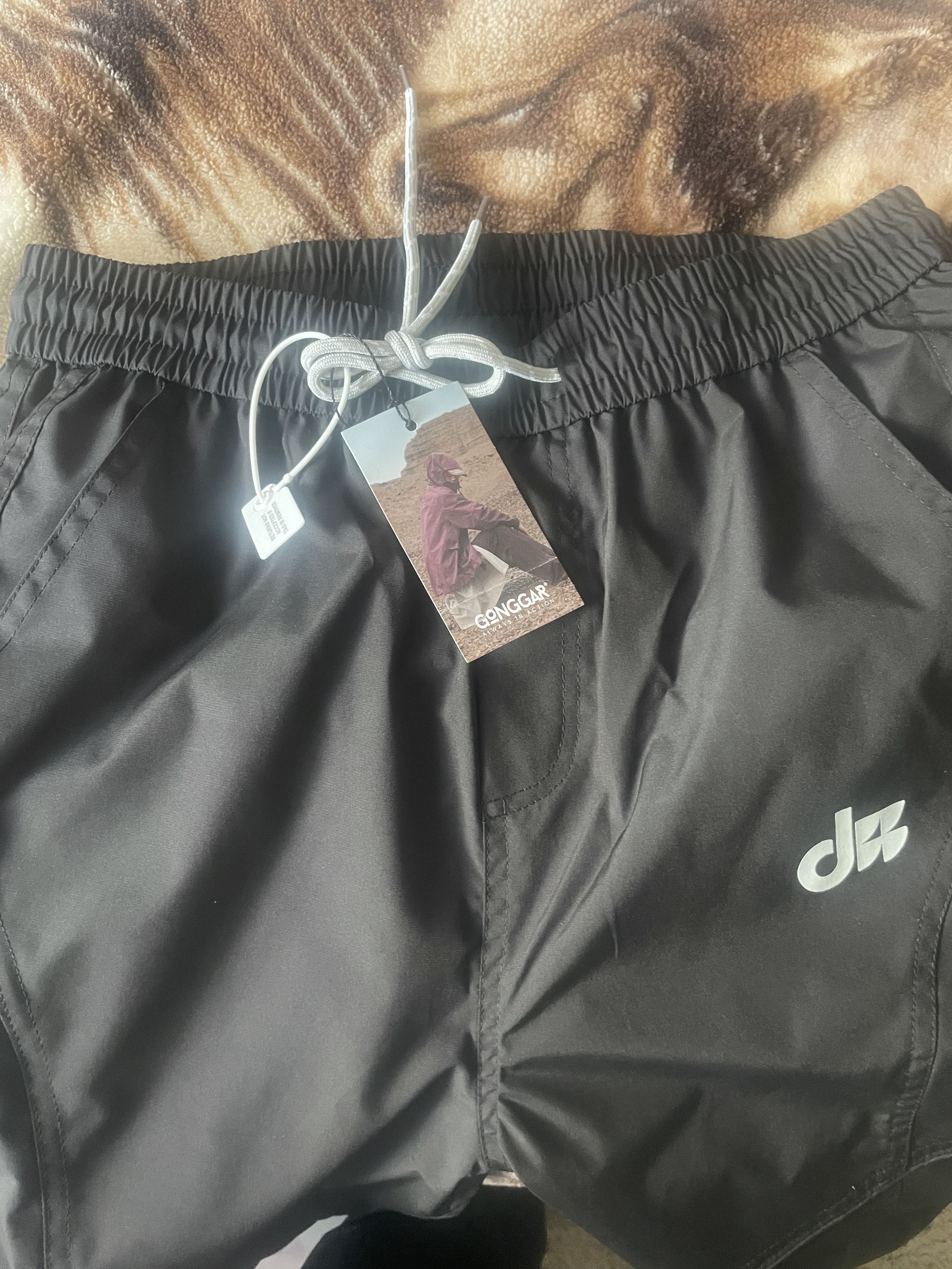 Other Gonggar Lightweight Waterproof Softshell Pants Size US 34 / EU 50 - 2 Thumbnail