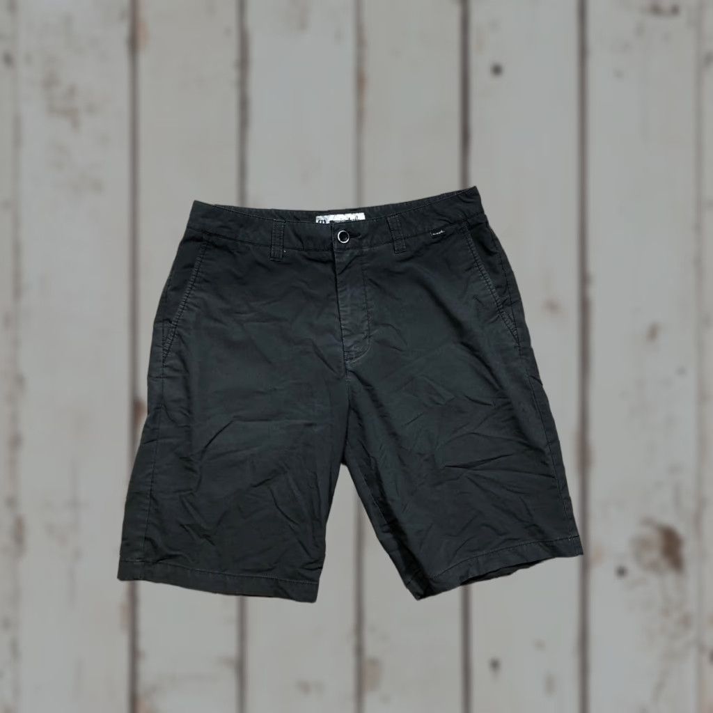 TravisMathew Travis Mathew Shorts Mens 32 Black Golf Chino Blend Stretch Performance Casual Size US 32 / EU 48 - 1 Thumbnail