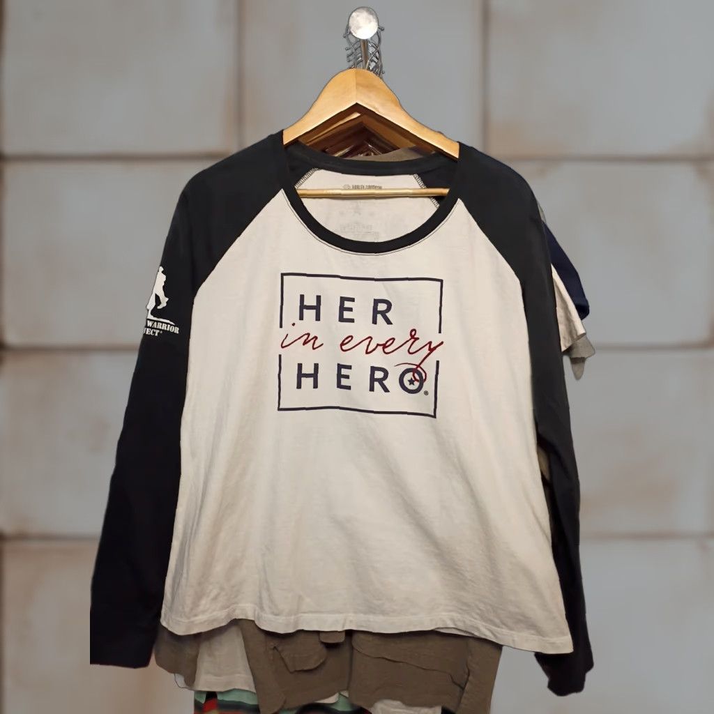 Harley Davidson VINTAGE Harley-Davidson Ladies Long Sleeve Tee L White Hero Warrior Tee Shirts Womens Size L / US 10 / IT 46 - 1 Thumbnail
