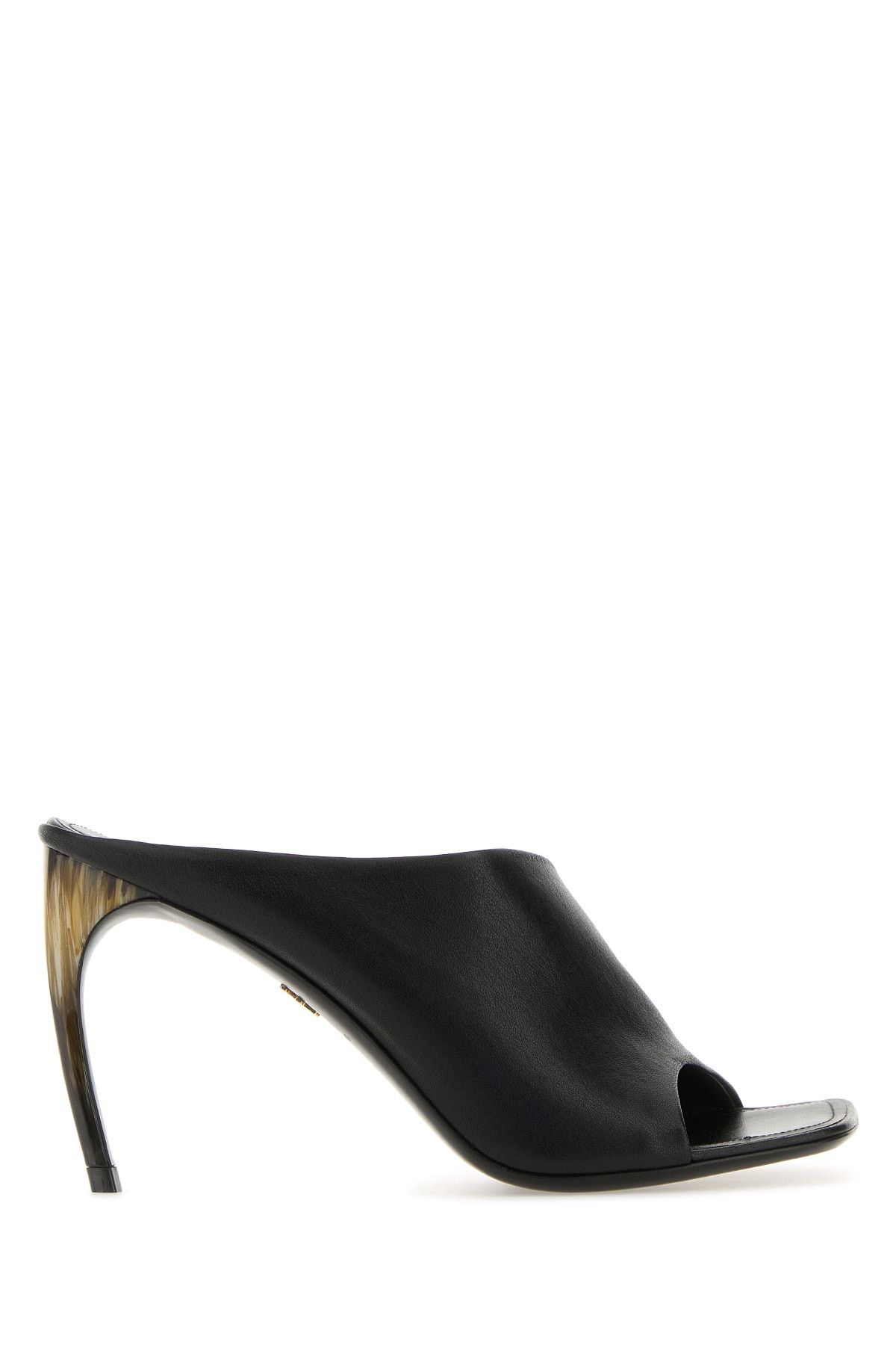 image of Salvatore Ferragamo Cut Out Nero Shoes in Mixed Colours, Women's (Size 8)