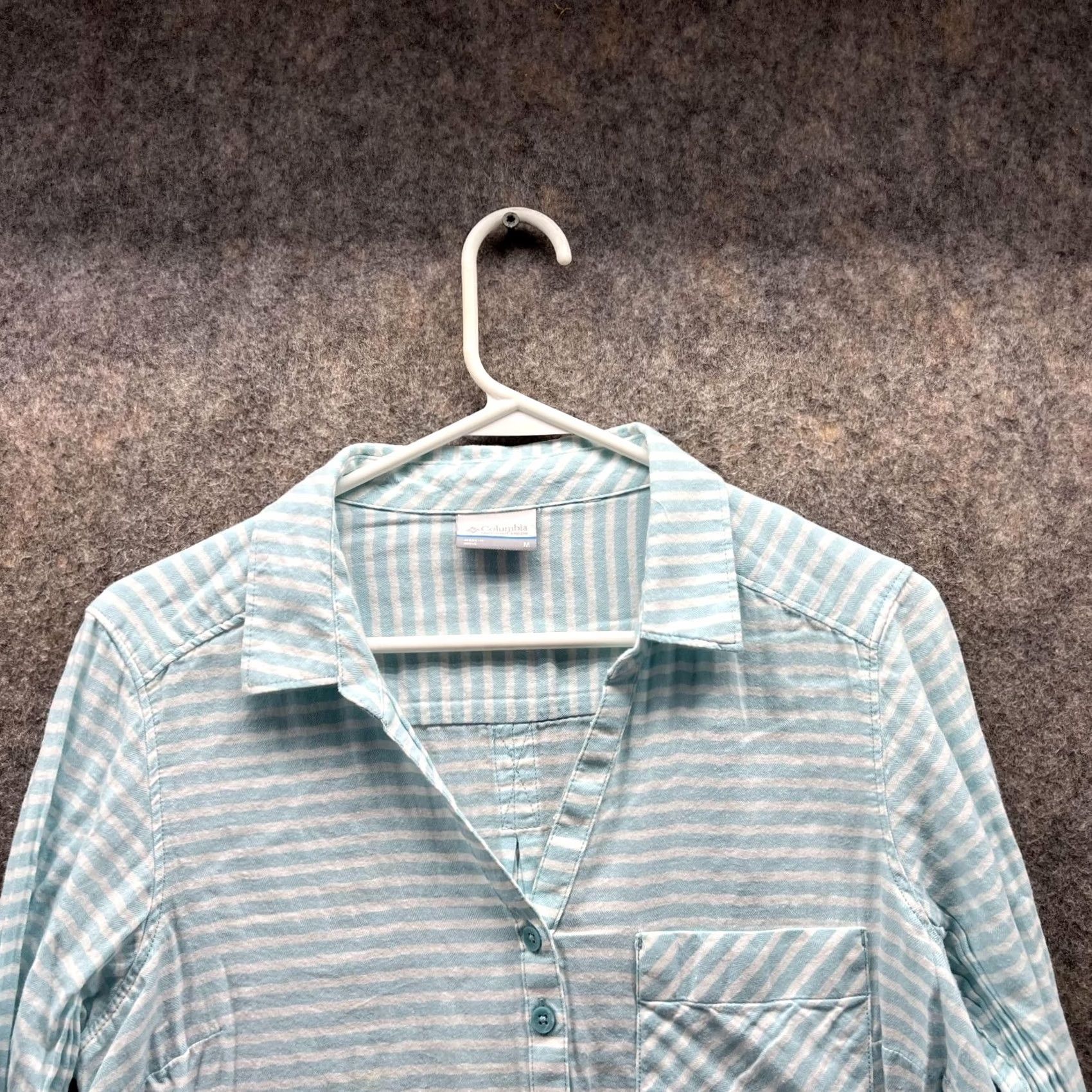 Vintage Columbia Shirt Women Medium Blue Striped Button-Down Casual Preppy Size M / US 6-8 / IT 42-44 - 2 Thumbnail