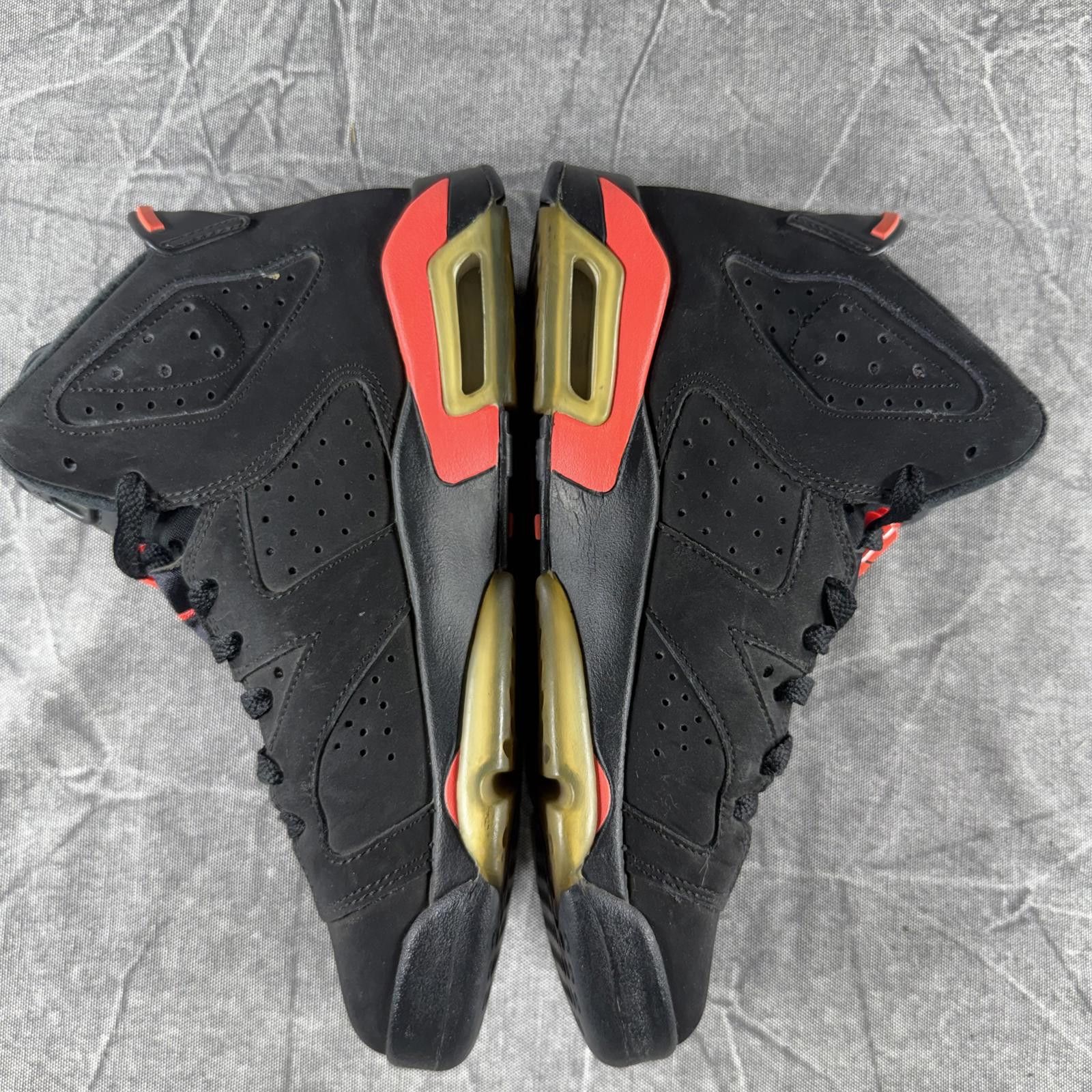 Jordan Brand Jordan 6 Shoes 6.5Y Black 2014 Retro Infrared VINTAGE Size US 6.5 / EU 39-40 - 4 Thumbnail