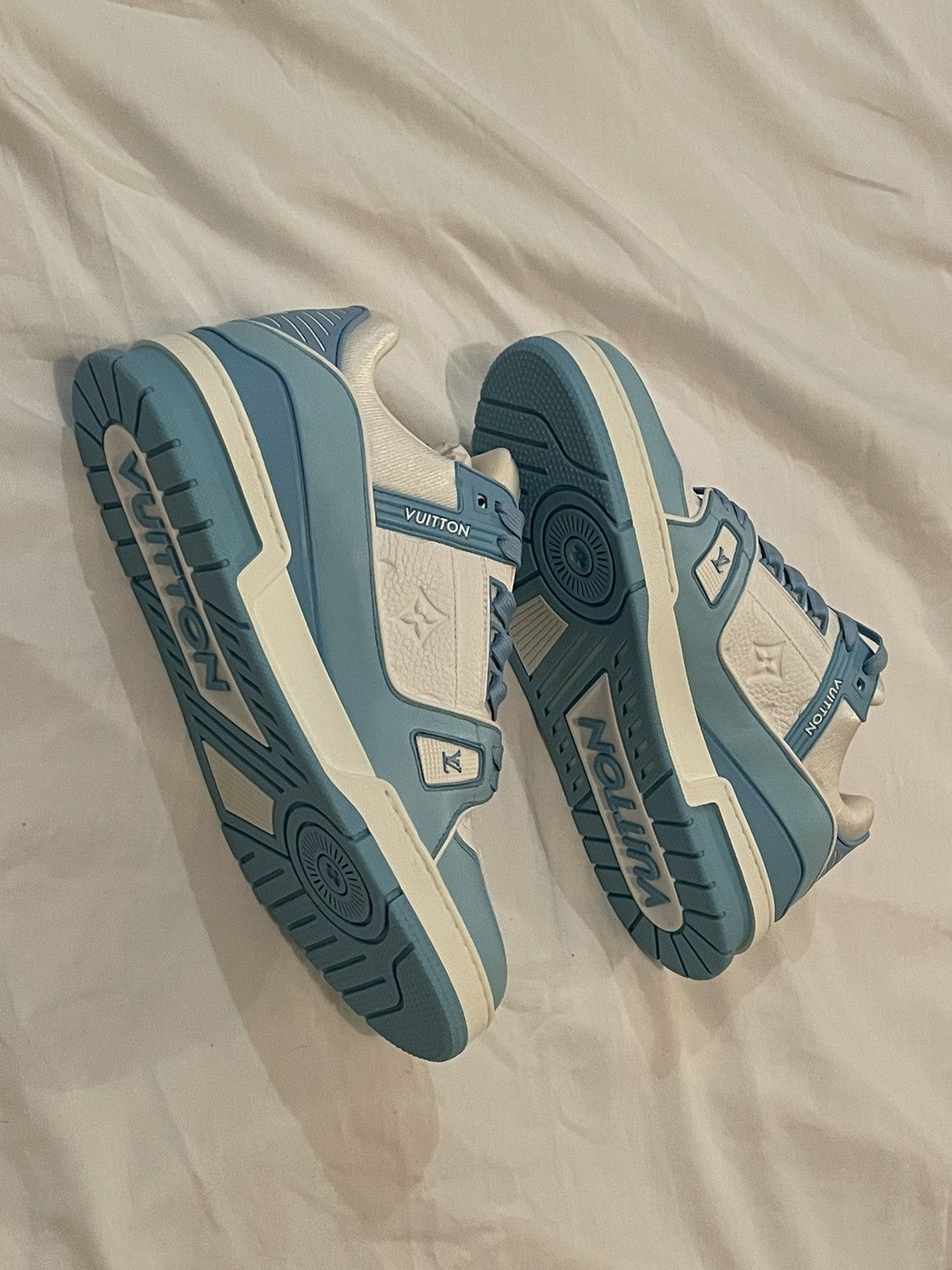 Louis Vuitton Louis Vuitton Trainer Ciel (Virgil Abloh) Size US 9 / EU 42 - 4 Thumbnail