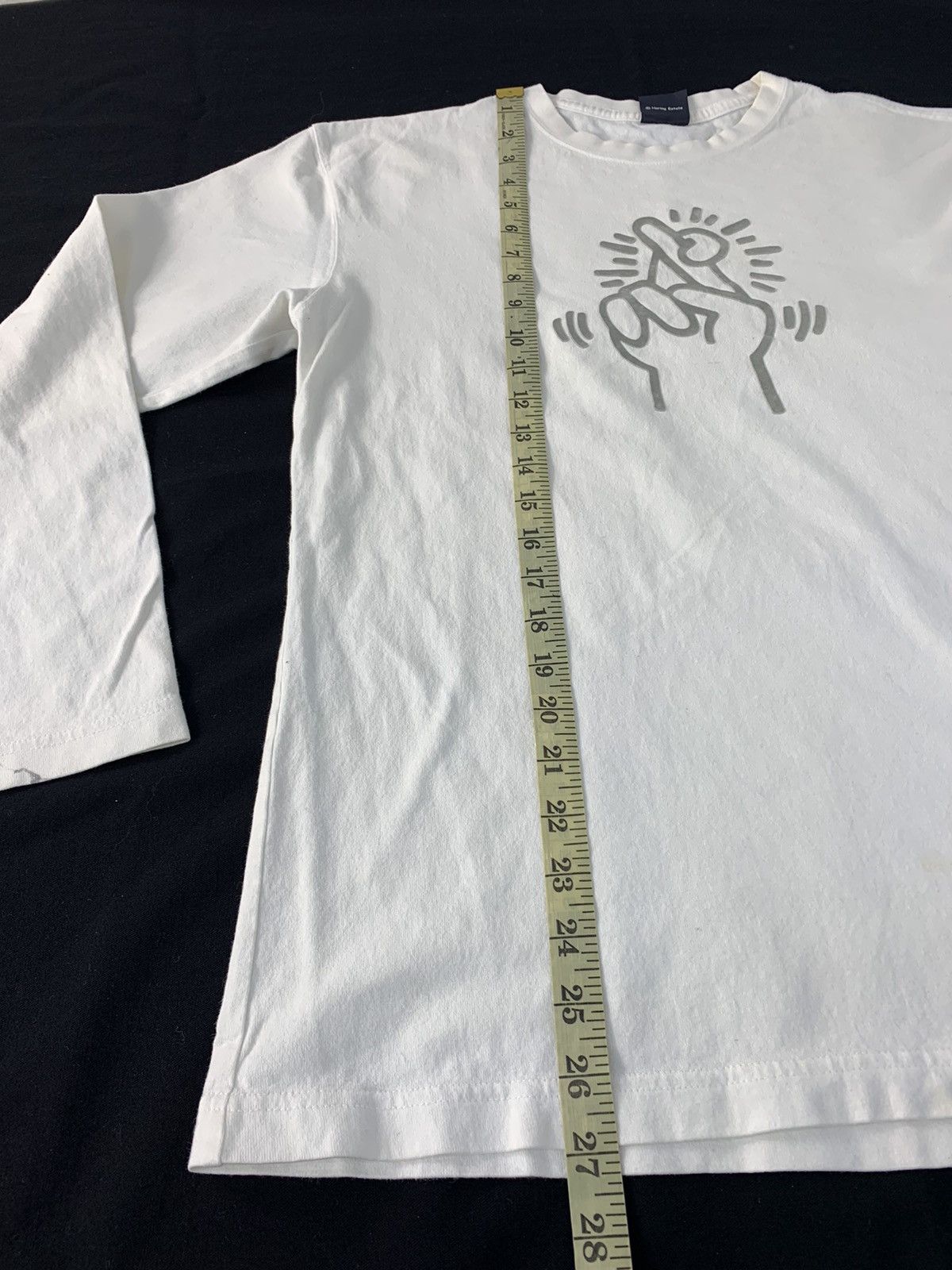 Keith Haring Keith Haring Folded Peace Finger Logo Sign Printed Tee Size US M / EU 48-50 / 2 - 12 Thumbnail