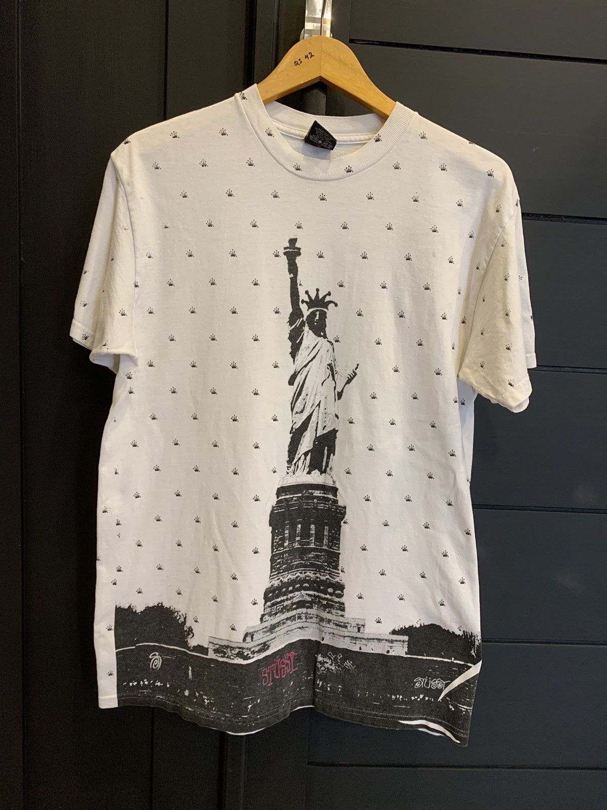 image of Stussy Lady Liberty in White, Men's (Size Medium)