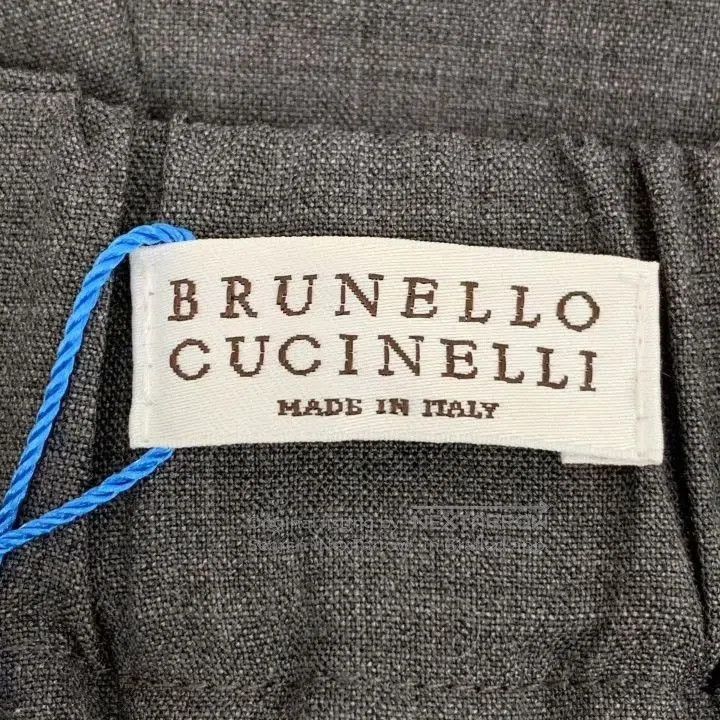 Brunello Cucinelli Brunello Cucinelli Gray Wool Belted Trousers. Size 28" / US 6 / IT 42 - 6 Thumbnail
