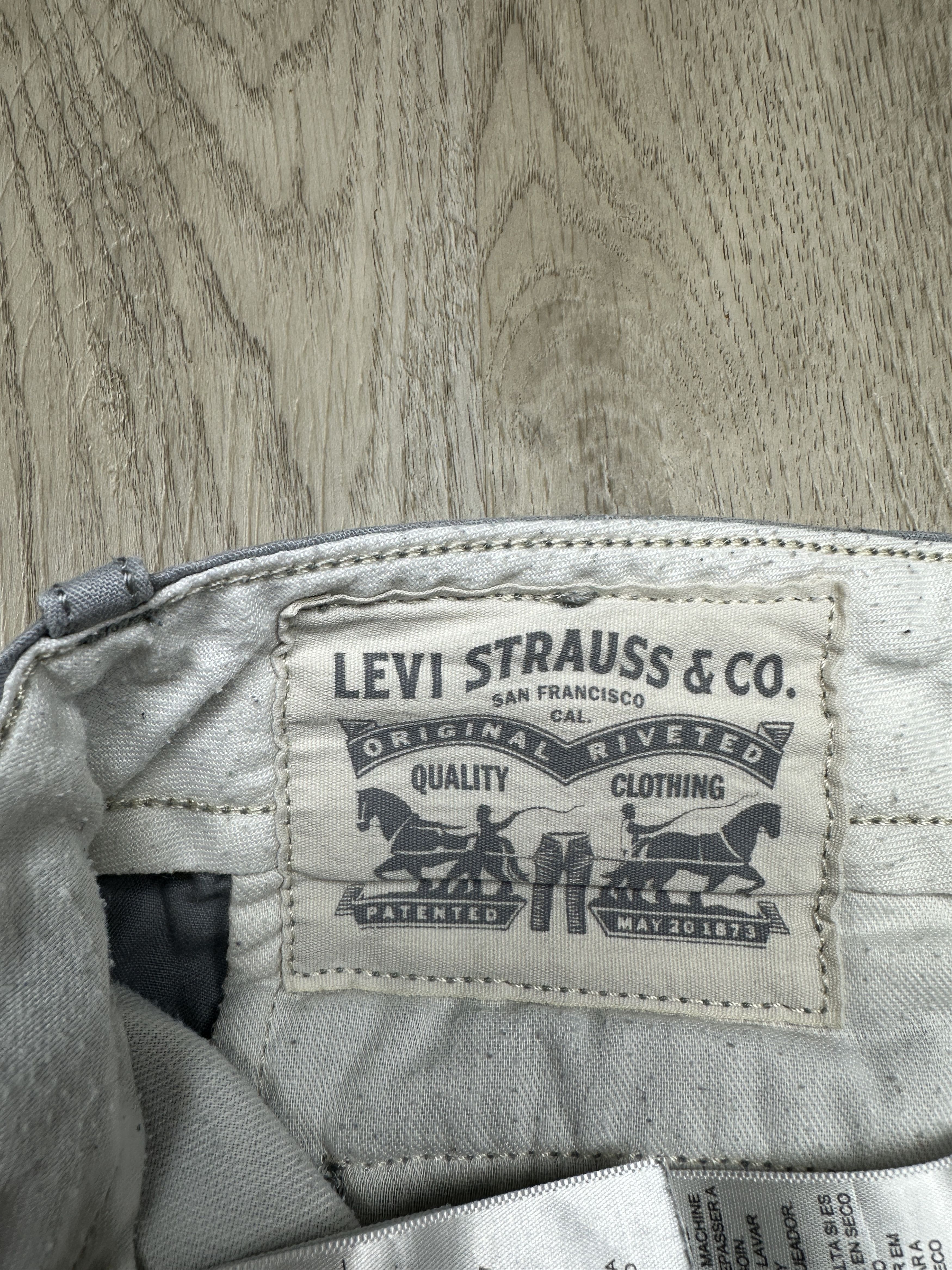 Levi's Levi's Vintage Mens Cargo Shorts Size US 34 / EU 50 - 4 Thumbnail