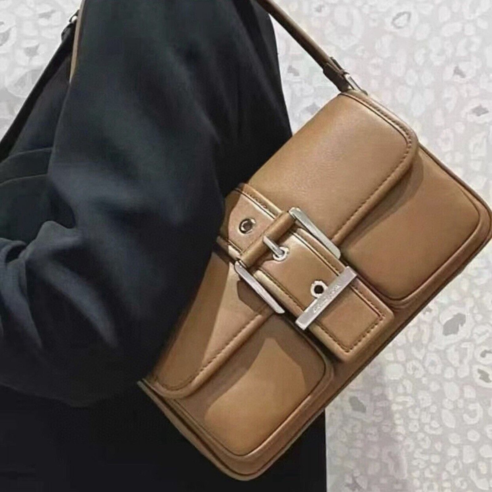 Michael Kors NWT Michael Kors Colby Medium Leather Shoulder Bag Luggage Size ONE SIZE - 8 Thumbnail