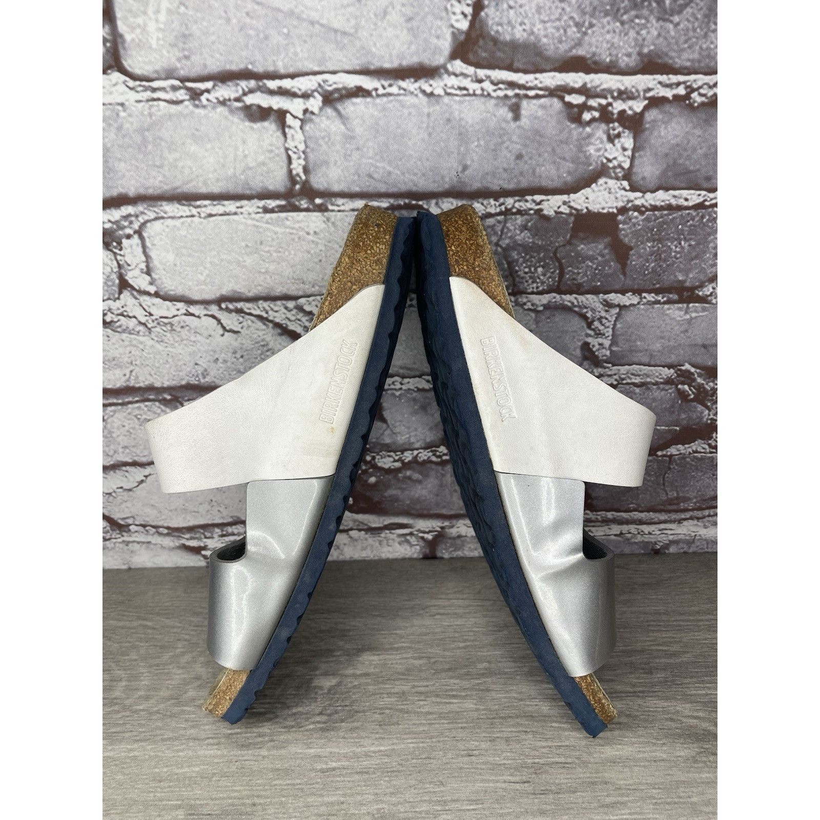 Birkenstock Birkenstock Arizona Two Toned Silver White Leather Strap San Size US 10 / IT 40 - 9 Thumbnail