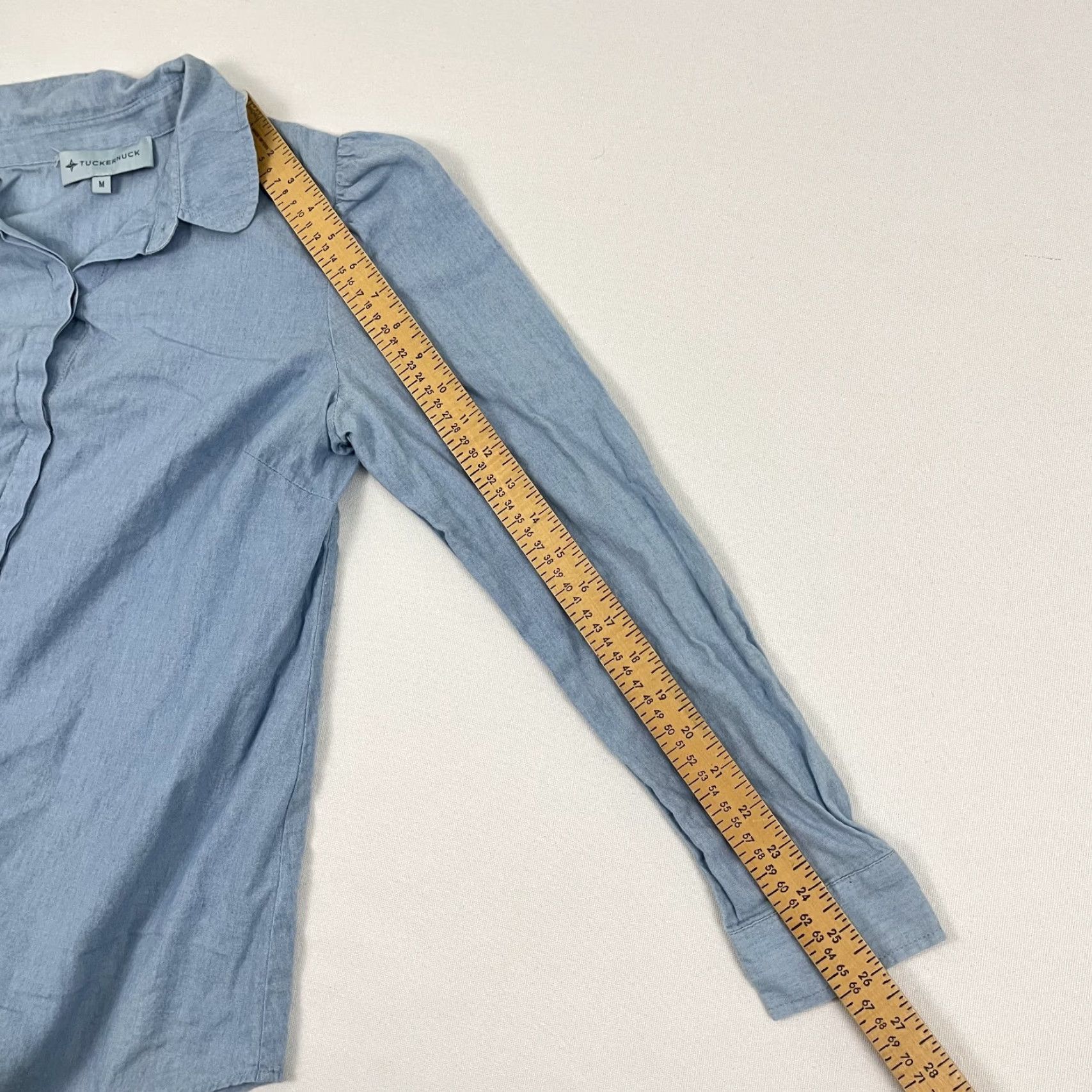 Vintage Tuckernuck Shirt Womens Medium Blue Chambray Button Front Career Coastal Blouse Size M / US 6-8 / IT 42-44 - 6 Thumbnail