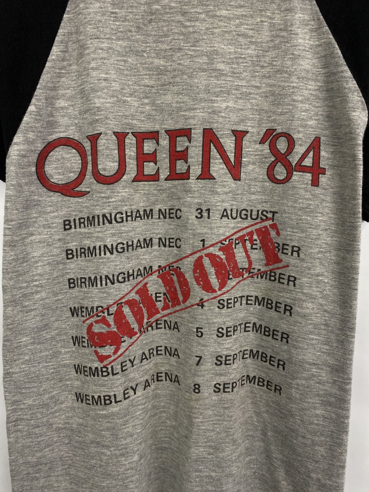 Band Tees 🇬🇧 Vintage 1984 Queen Freddie Mercury Rare T-Shirt Retro Hype Size US M / EU 48-50 / 2 - 10 Thumbnail