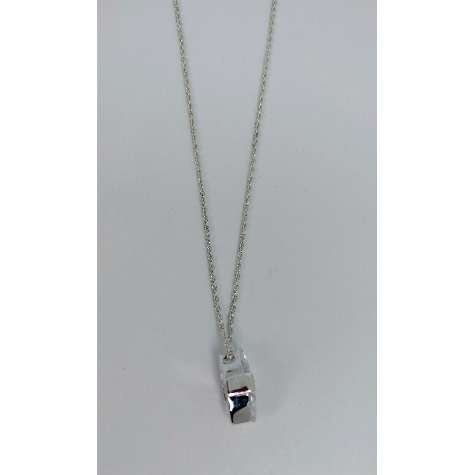 Vintage Avon Luminosity Ultra Marquise Cut CZ Necklace Vintage 2003 Size ONE SIZE - 16 Thumbnail