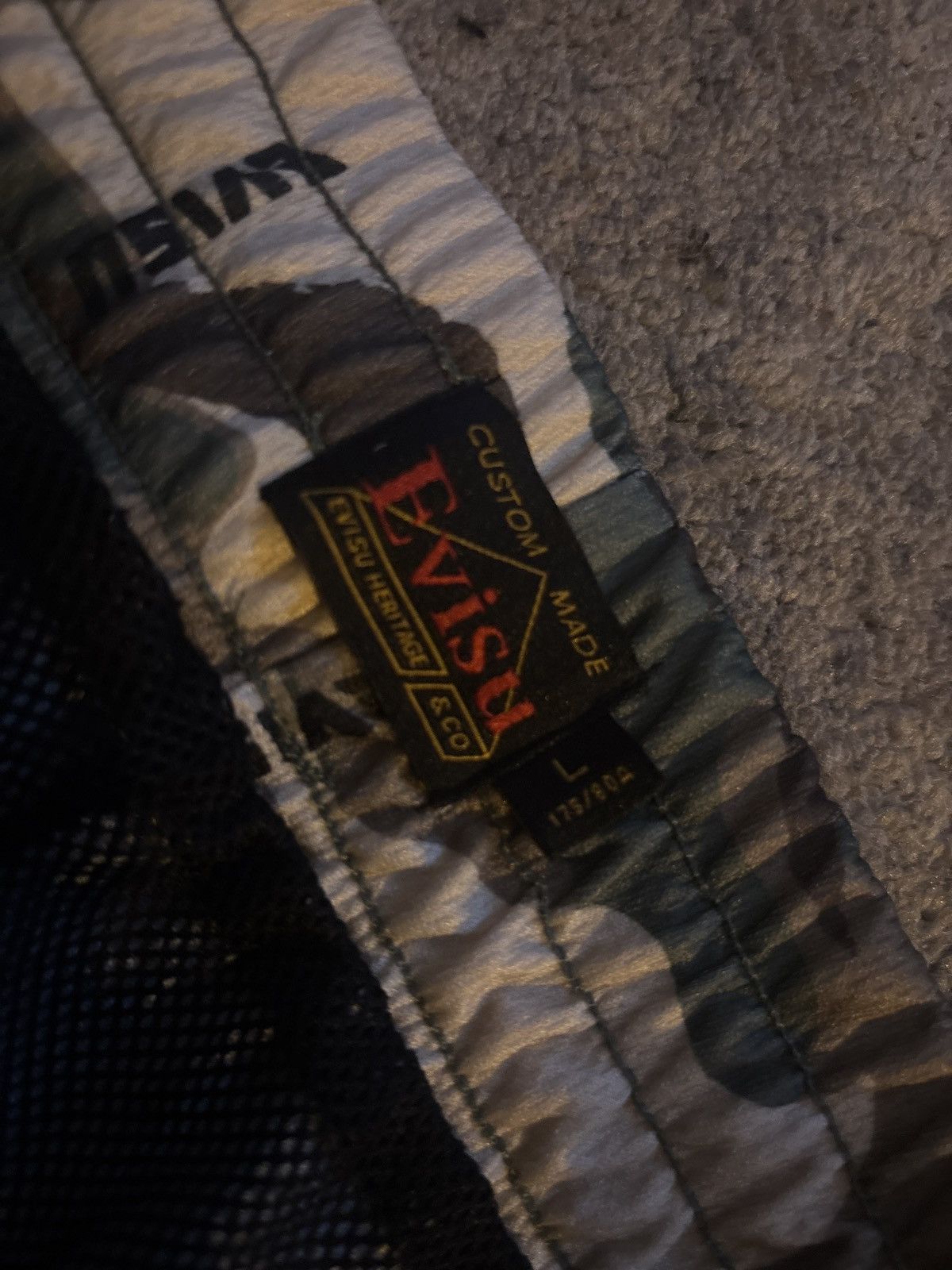 Evisu Evisu Godhead Basketball Shorts Size US 44 / EU 60 - 4 Thumbnail