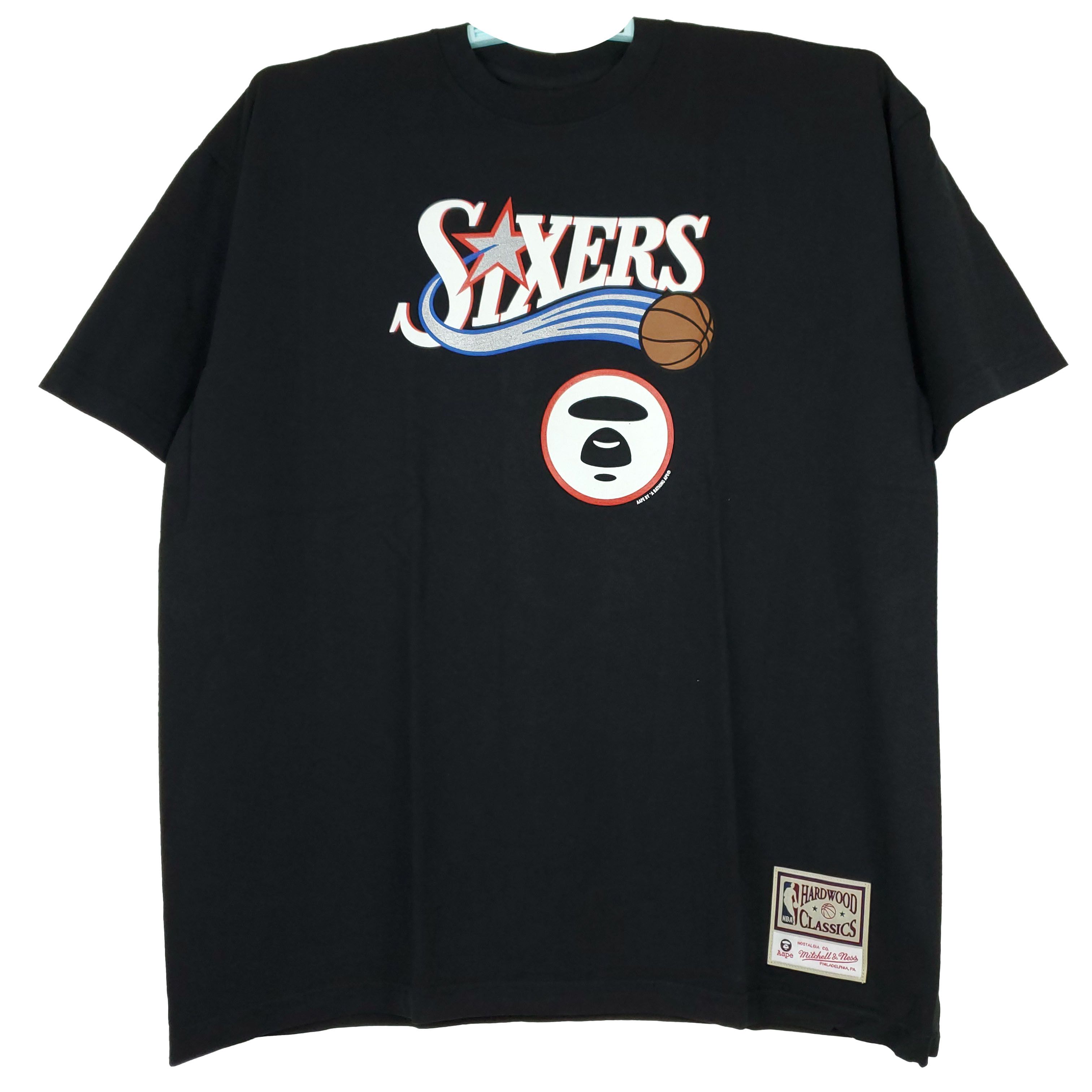 Aape Aape x Mitchell & Ness Philadelphia 76ers Tee Size US XL / EU 56 / 4 - 1 Thumbnail