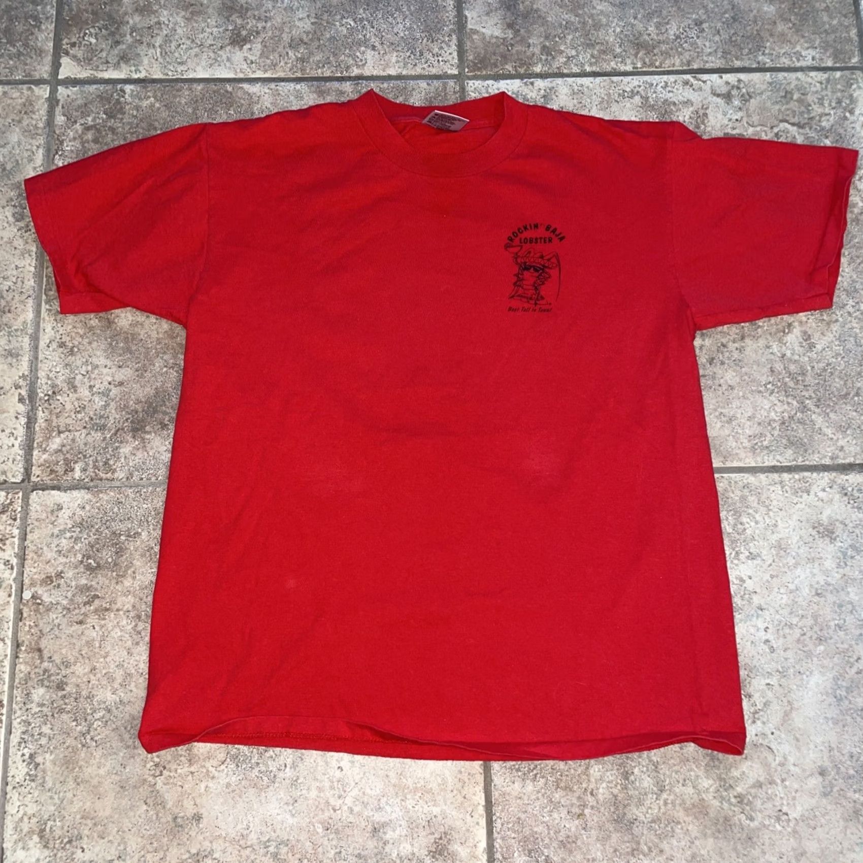 Vintage VINTAGE ONEITA 100% Cotton Singe Stitch Red Graphic Shirt Mens Size L Size US L / EU 52-54 / 3 - 5 Thumbnail