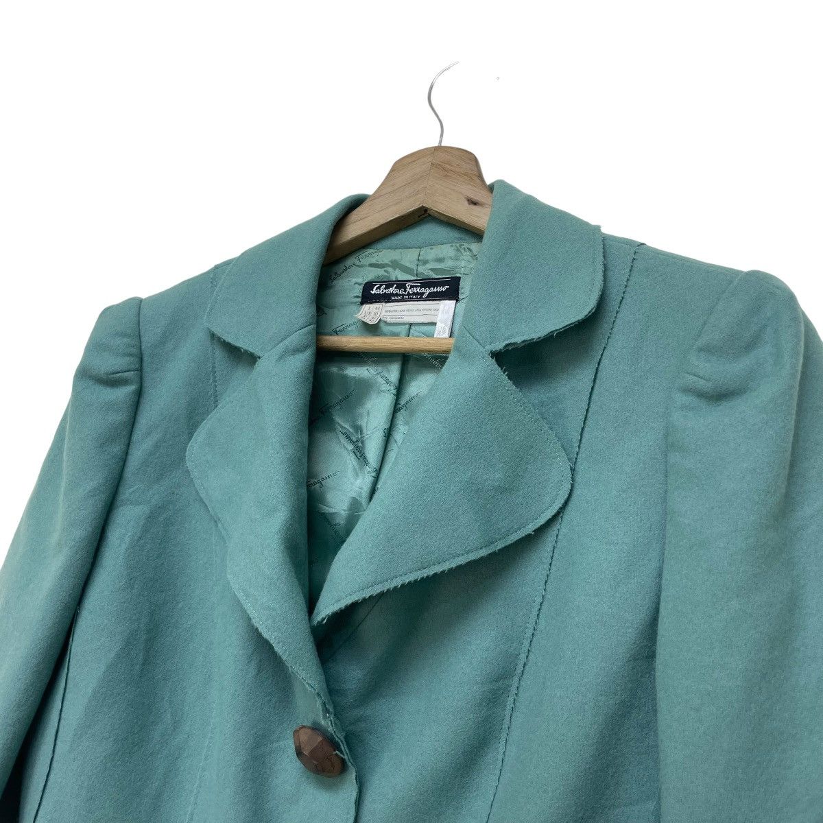 Salvatore Ferragamo Luxury Brand Salvatore Ferragamo Wood Button Jacket Size S / US 4 / IT 40 - 3 Thumbnail
