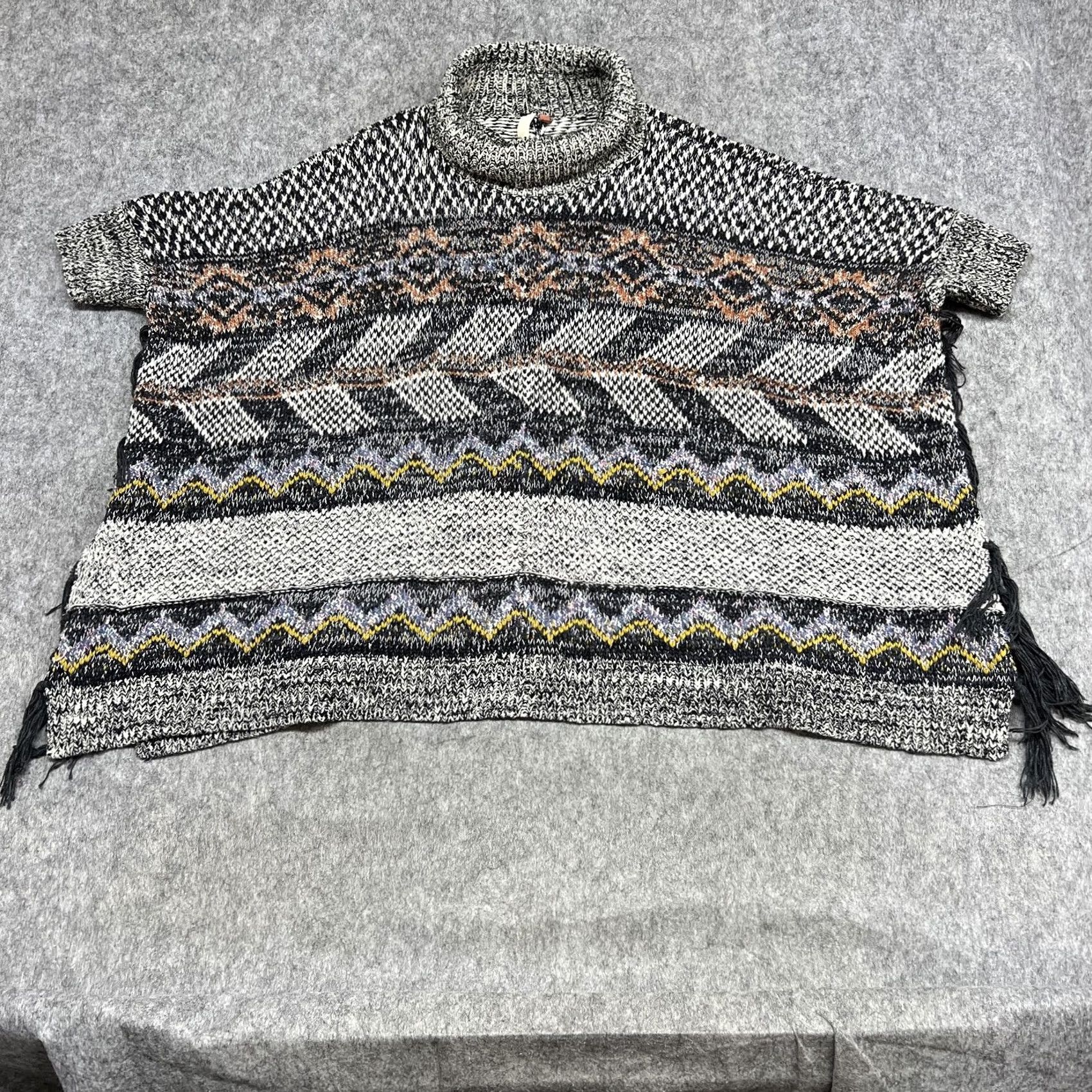 Vintage Pilcro Sweater Womens M/L Medium Large Gray Fair Isle Turtleneck Tassel Prep Poncho Size M / US 6-8 / IT 42-44 - 2 Thumbnail