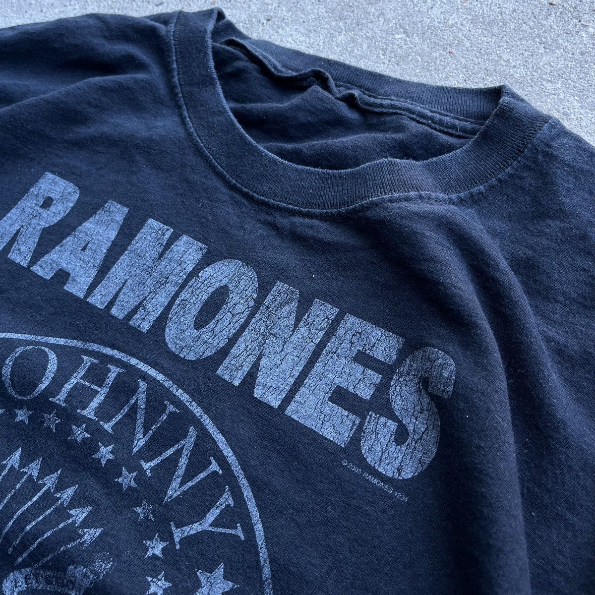 Band Tees × Vintage Vintage 2000’s Ramones Band Rock Tee Washed Hey Ho Lets Go Size US M / EU 48-50 / 2 - 5 Thumbnail