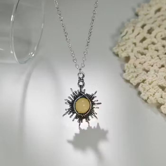 Jewelry Unique Pendant Necklace Size ONE SIZE - 2 Thumbnail