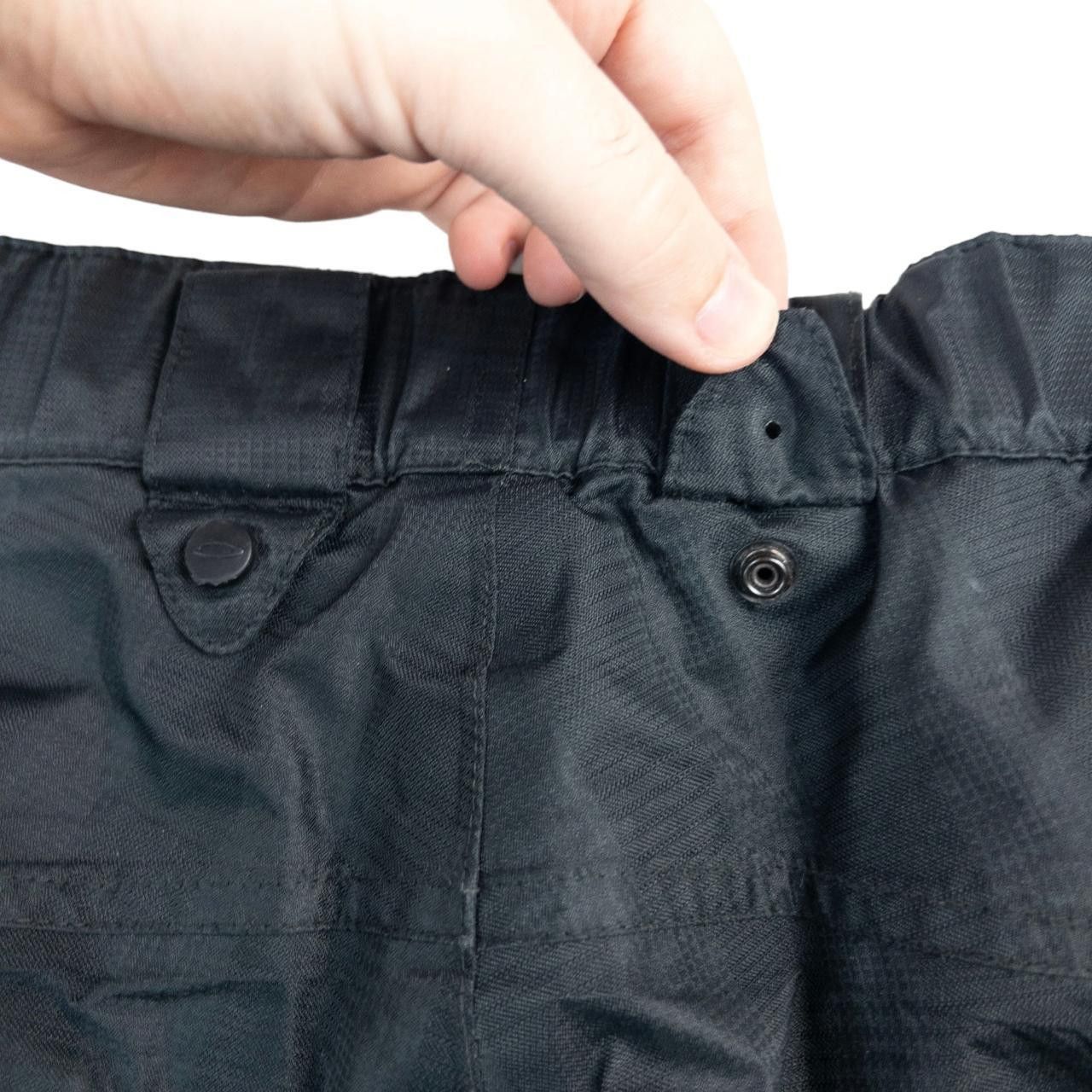 Oakley Vintage Oakley Snowboarding Trousers Size L Size US 34 / EU 50 - 5 Thumbnail