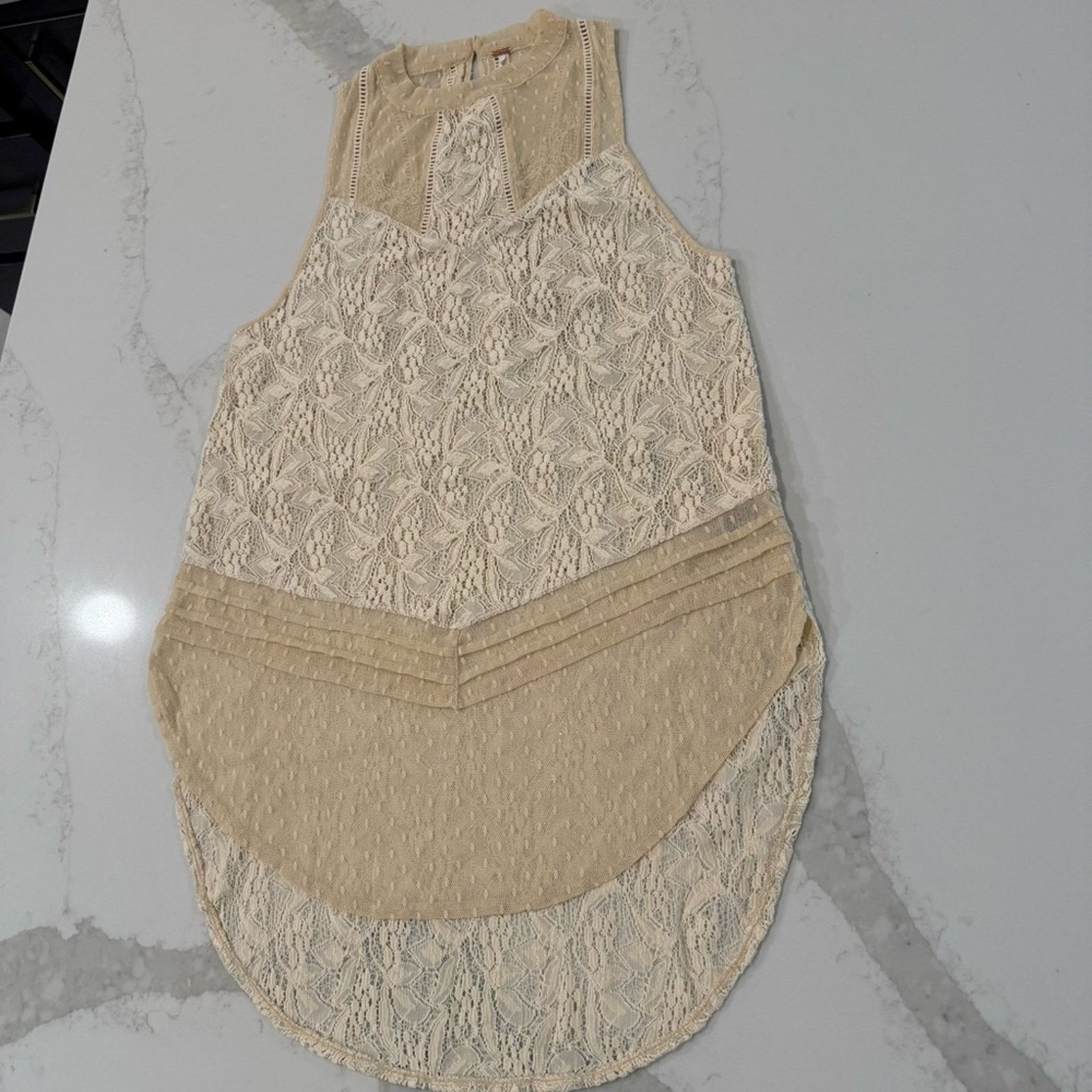 Free People Free People Modern Lace Mesh Maisie Tunic Sleeveless Top Size M / US 6-8 / IT 42-44 - 2 Thumbnail