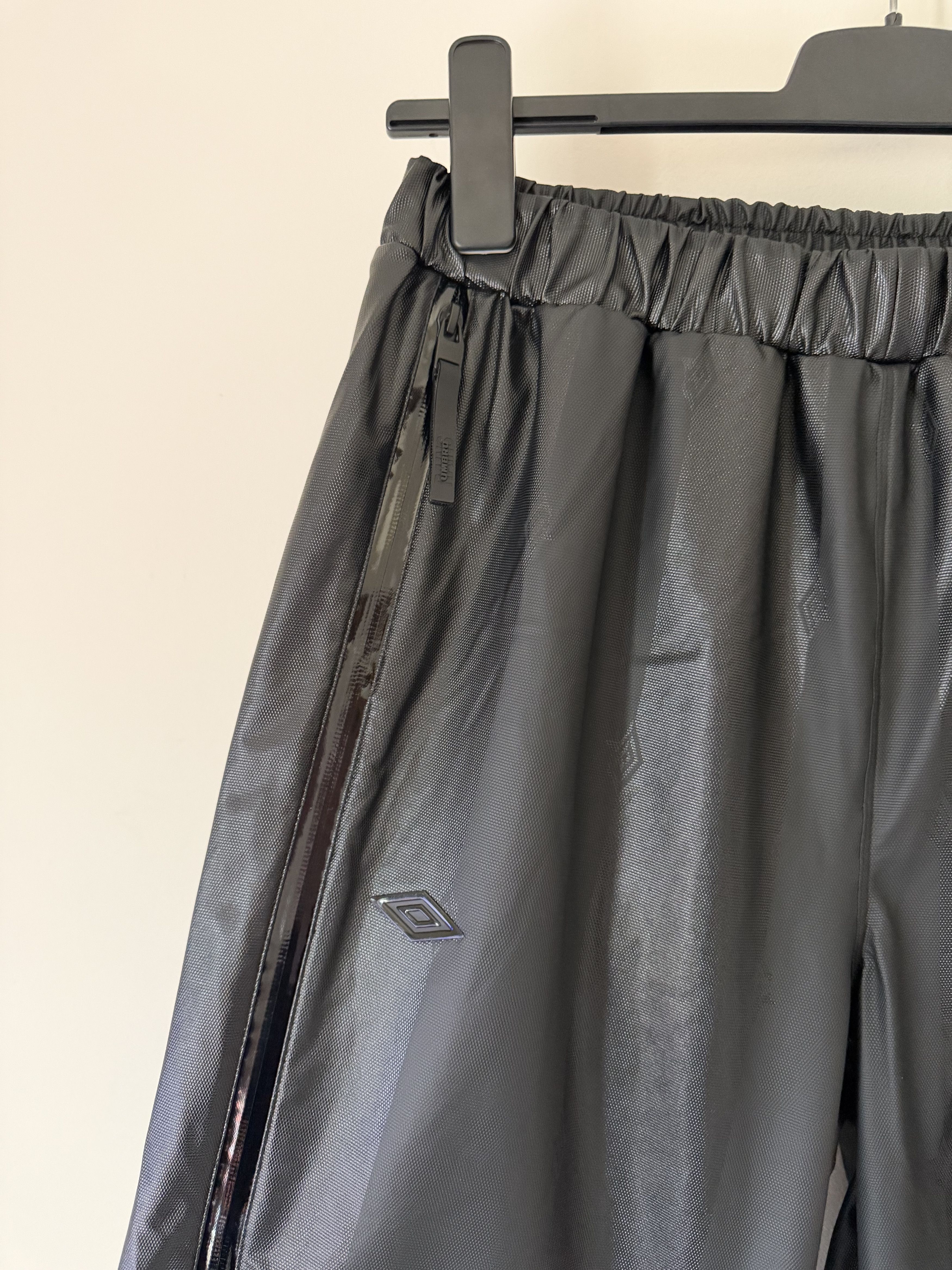 Umbro RAINS Umbro Apollo Wide W3 Pants in Black Size US 32 / EU 48 - 3 Thumbnail
