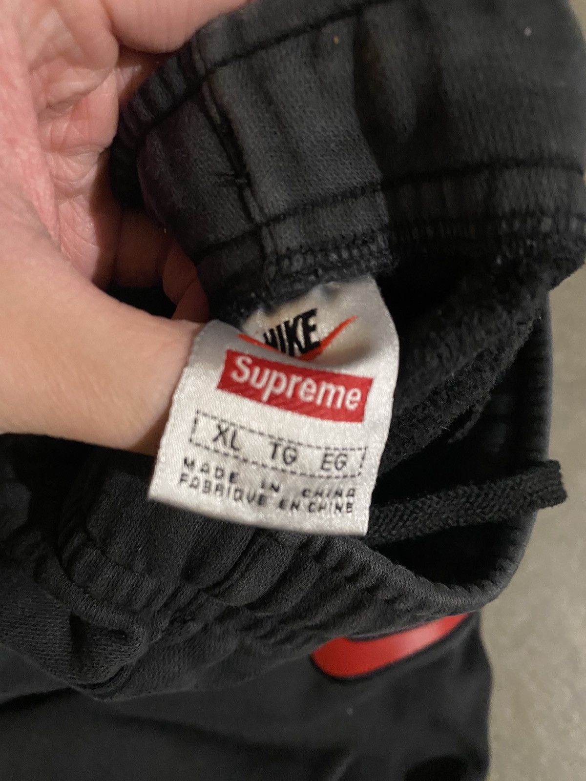 Nike × Supreme Nike Supreme Sweater Sweatpants Combo Size US XL / EU 56 / 4 - 3 Thumbnail