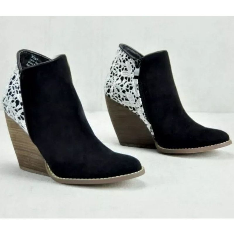 Other VERY VOLATILE Womens Leather Lace Ankle Boots Shoes Sz 7 NIB Size US 7 / IT 37 - 7 Thumbnail
