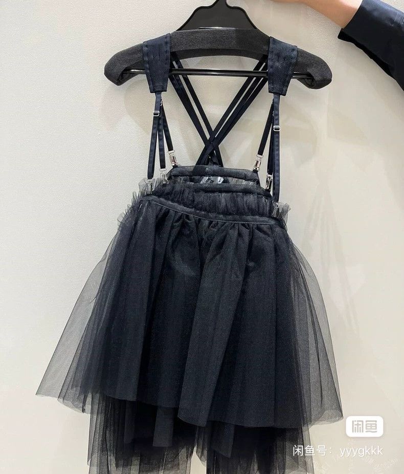 Comme des Garcons Comme Des Garcons Yarn Buckle Strap Top Size XS / US 0-2 / IT 36-38 - 1 Thumbnail