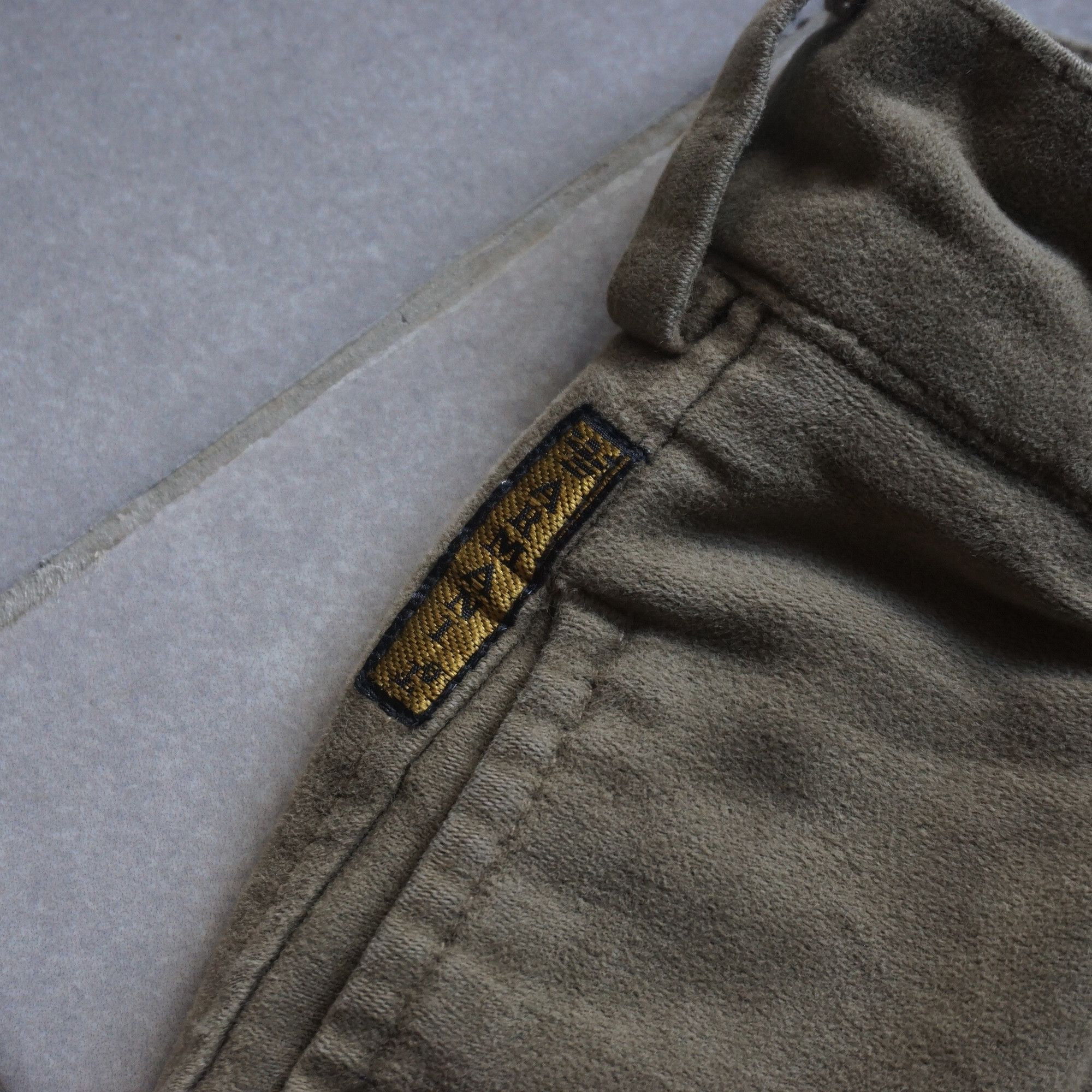 Armani × Vintage Vintage armani olive trouser Size US 34 / EU 50 - 6 Thumbnail