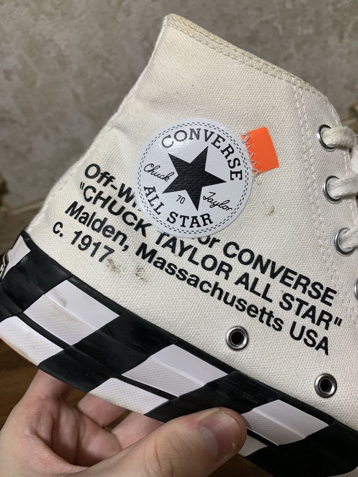 Converse × Off-White Converse x Off White Size US 8 / EU 41 - 10 Thumbnail