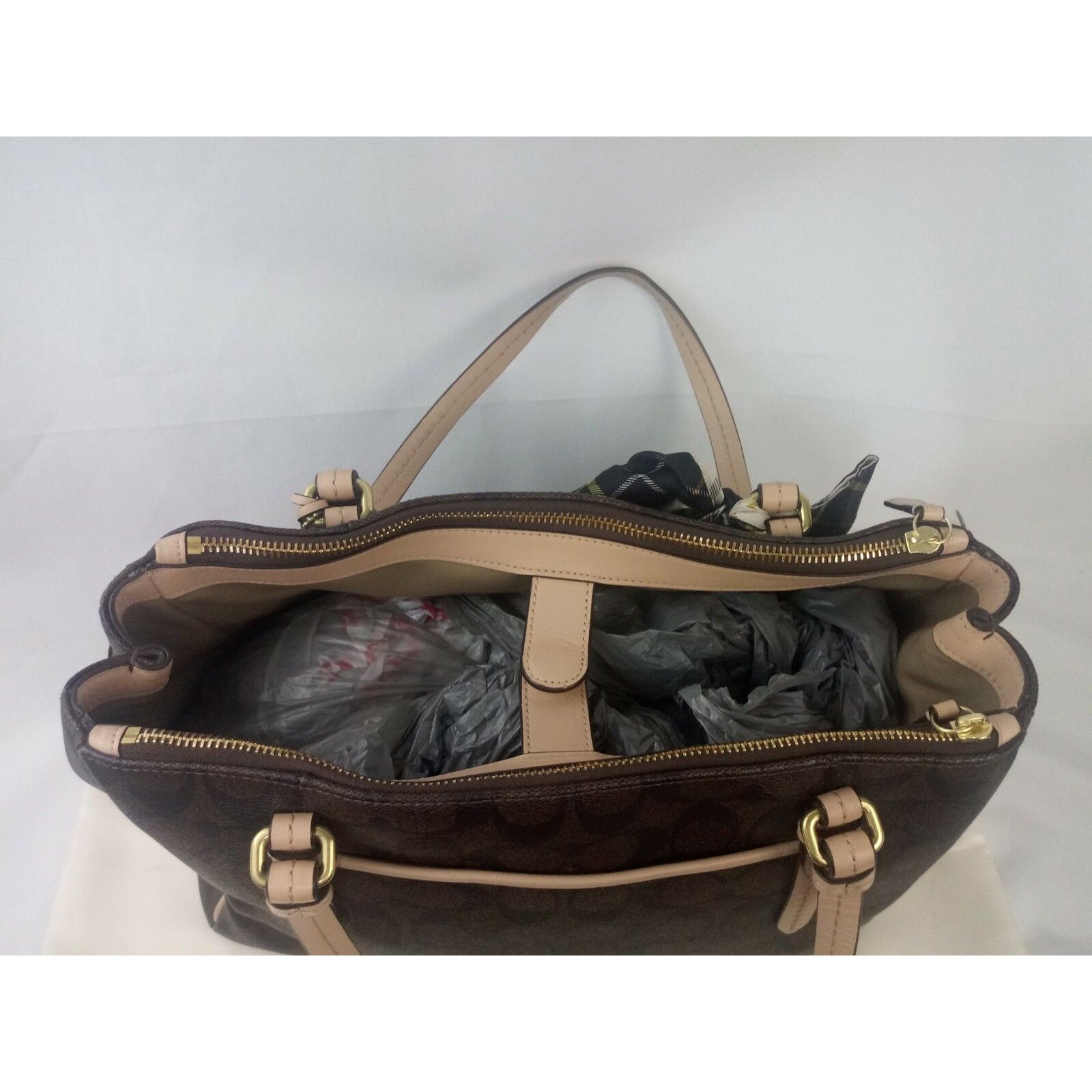 Coach NWT Authentic Coach Premium Leather Chain fabric Bag Handbag Size ONE SIZE - 9 Thumbnail