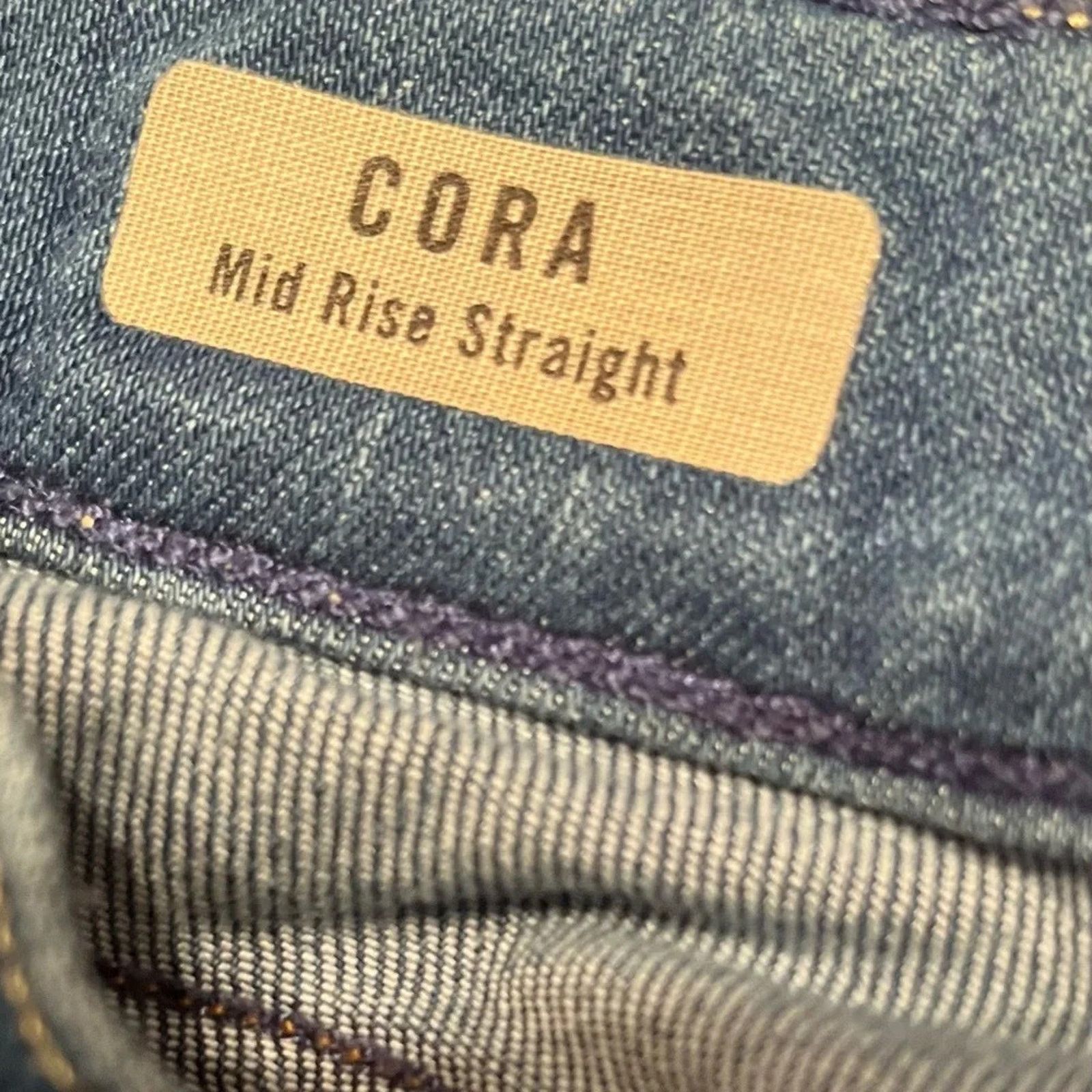 True Religion True Religion Y2K Cora Mid Rise Straight leg jeans, size 27 Size 27" / US 4 / IT 40 - 5 Thumbnail